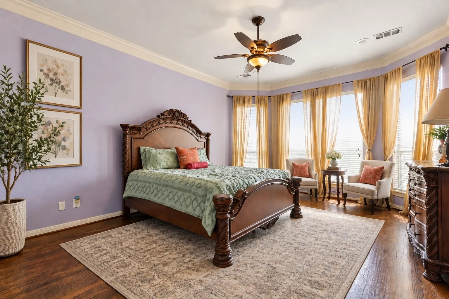Primary Bedroom—Virtually staged decor