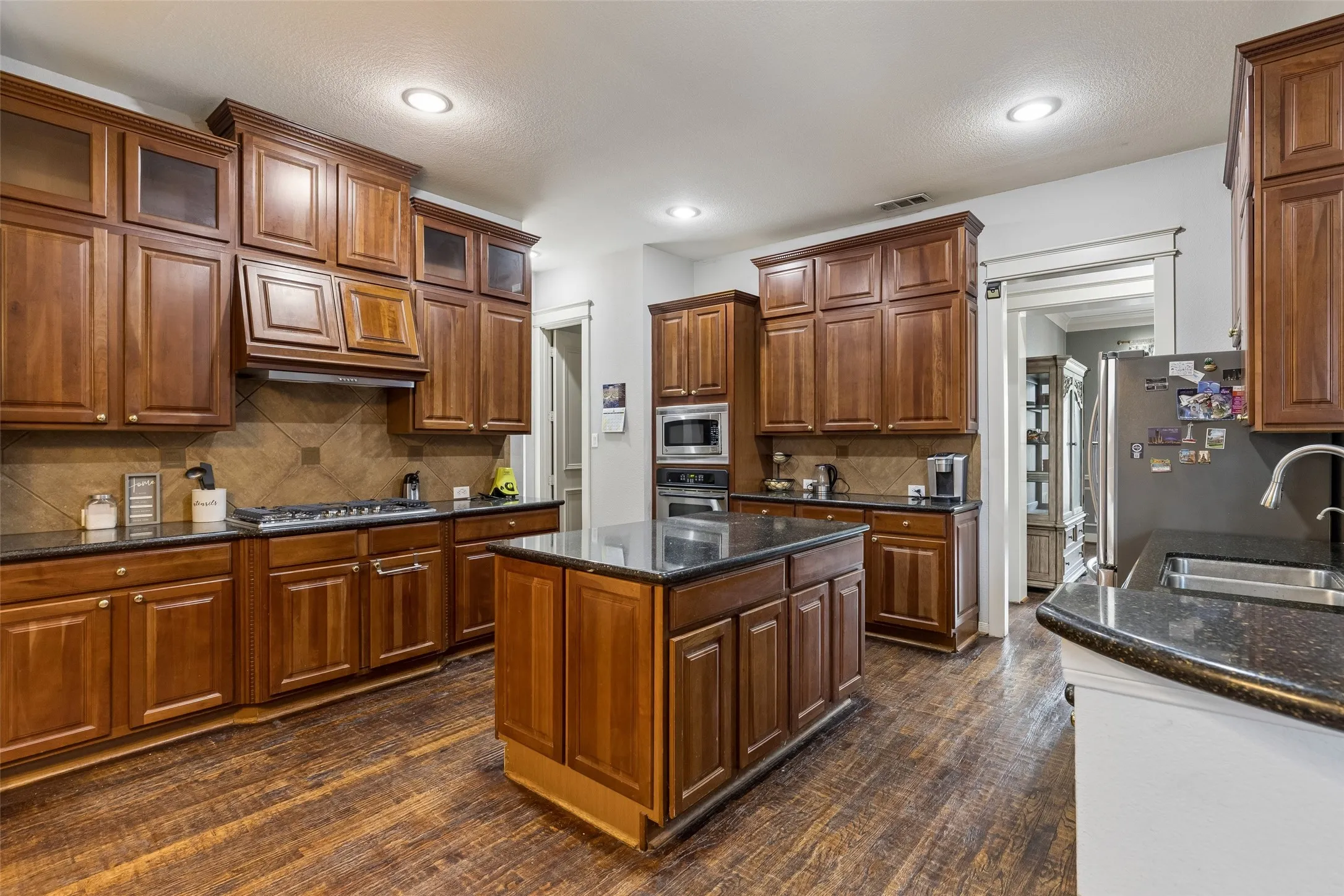 Island Kitchen