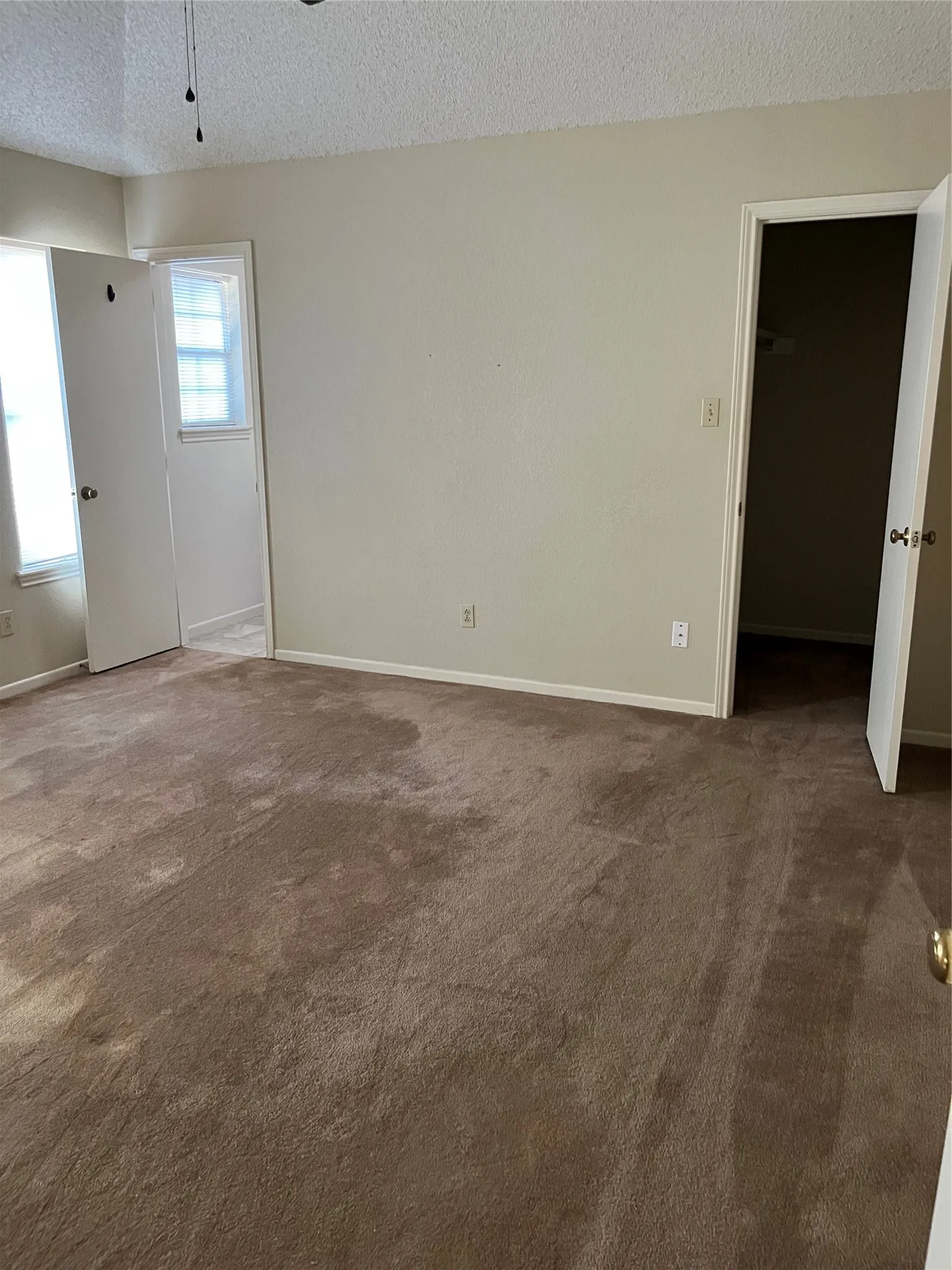 Single Family Residence For Rent in Taylor County , 5226 Long Shadows Lane, Abilene, Texas 79606, 3 Bedroom, 2 Bathroom, 2 Garage spaces, 1,376 Sqft, built in 1984, mls#21382379, Real Estate Agent in Abilene, Homes For Rent in Taylor county, Homes For Rent in Abilene, Realtor in Abilene Texas, Real Estate Brokerage Independent Realty Texas, Luminita Cordes Realtor