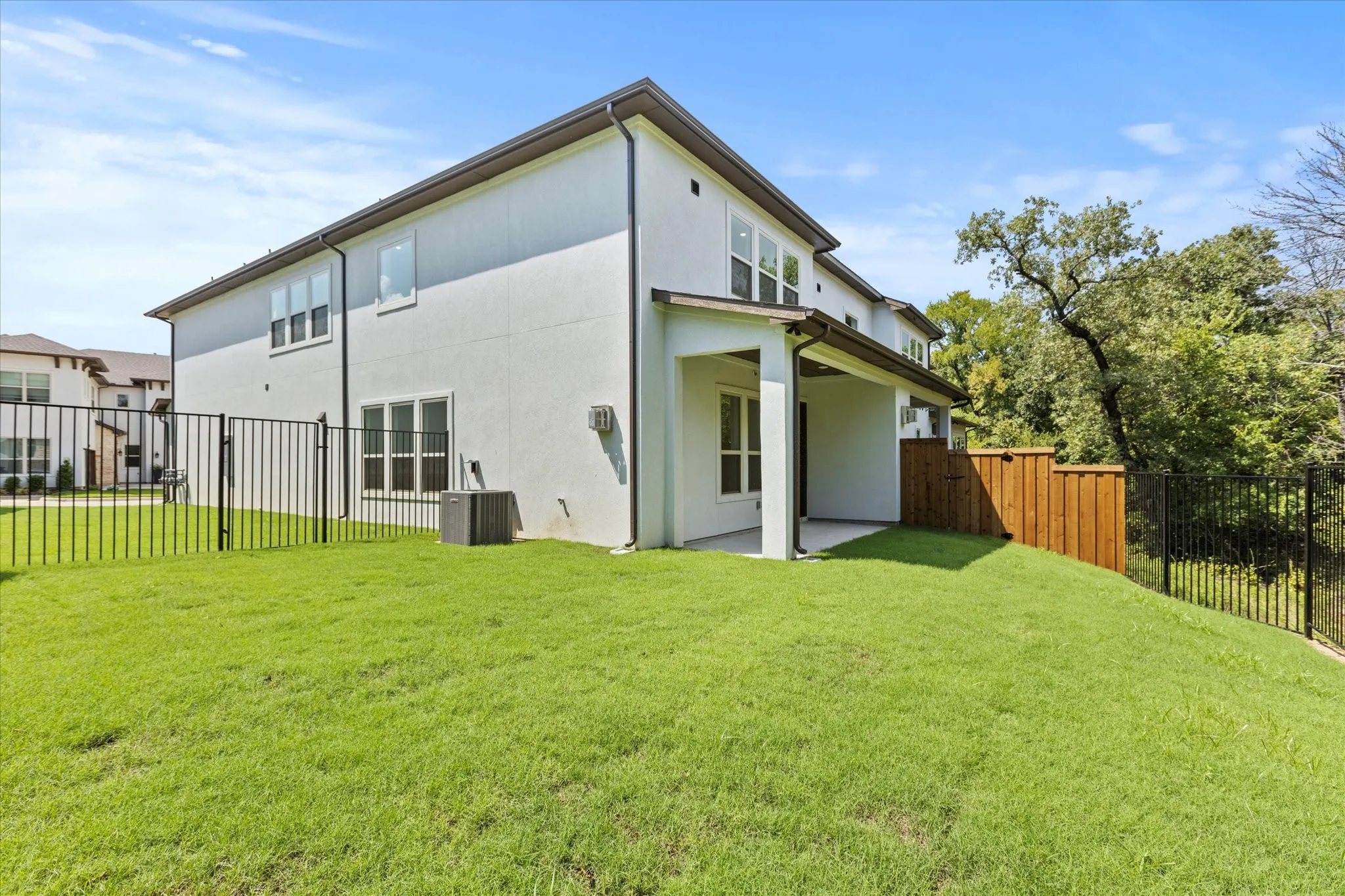 Condominium For Sale in Denton County , 436 Waterscape Drive 1442, Hickory Creek, Texas 75065, 3 Bedroom, 4 Bathroom, 2 Garage spaces, 2,087 Sqft, built in 2025, mls#21382380, Real Estate Agent in Hickory Creek, Homes For Sale in Denton county, Homes For Sale in Hickory Creek, Realtor in Hickory Creek Texas, Real Estate Brokerage Independent Realty Texas, Luminita Cordes Realtor