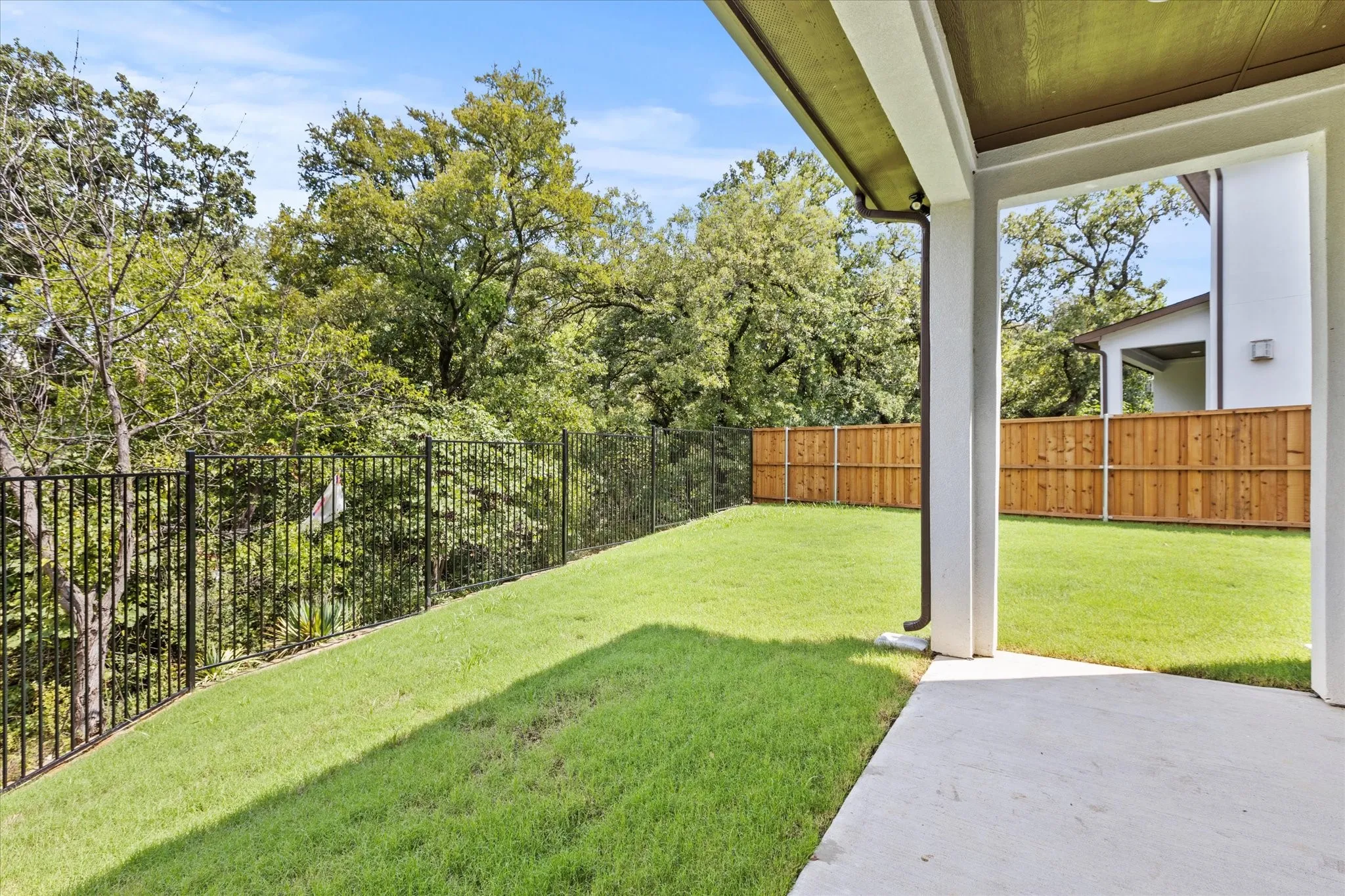 Condominium For Sale in Denton County , 436 Waterscape Drive 1442, Hickory Creek, Texas 75065, 3 Bedroom, 4 Bathroom, 2 Garage spaces, 2,087 Sqft, built in 2025, mls#21382380, Real Estate Agent in Hickory Creek, Homes For Sale in Denton county, Homes For Sale in Hickory Creek, Realtor in Hickory Creek Texas, Real Estate Brokerage Independent Realty Texas, Luminita Cordes Realtor