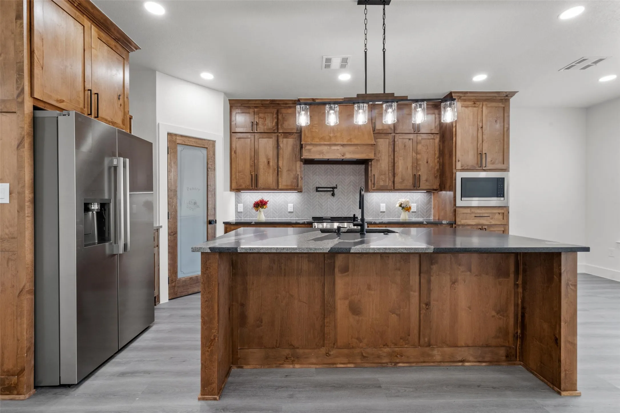 Single Family Residence For Sale in Mc Lennan County , 302 Johnson Street, Mc Gregor, Texas 76657, 3 Bedroom, 2 Bathroom, 1 Garage spaces, 1,466 Sqft, built in 2026, mls#21381928, Real Estate Agent in Mc Gregor, Homes For Sale in Mc Lennan county, Homes For Sale in Mc Gregor, Realtor in Mc Gregor Texas, Real Estate Brokerage Independent Realty Texas, Luminita Cordes Realtor