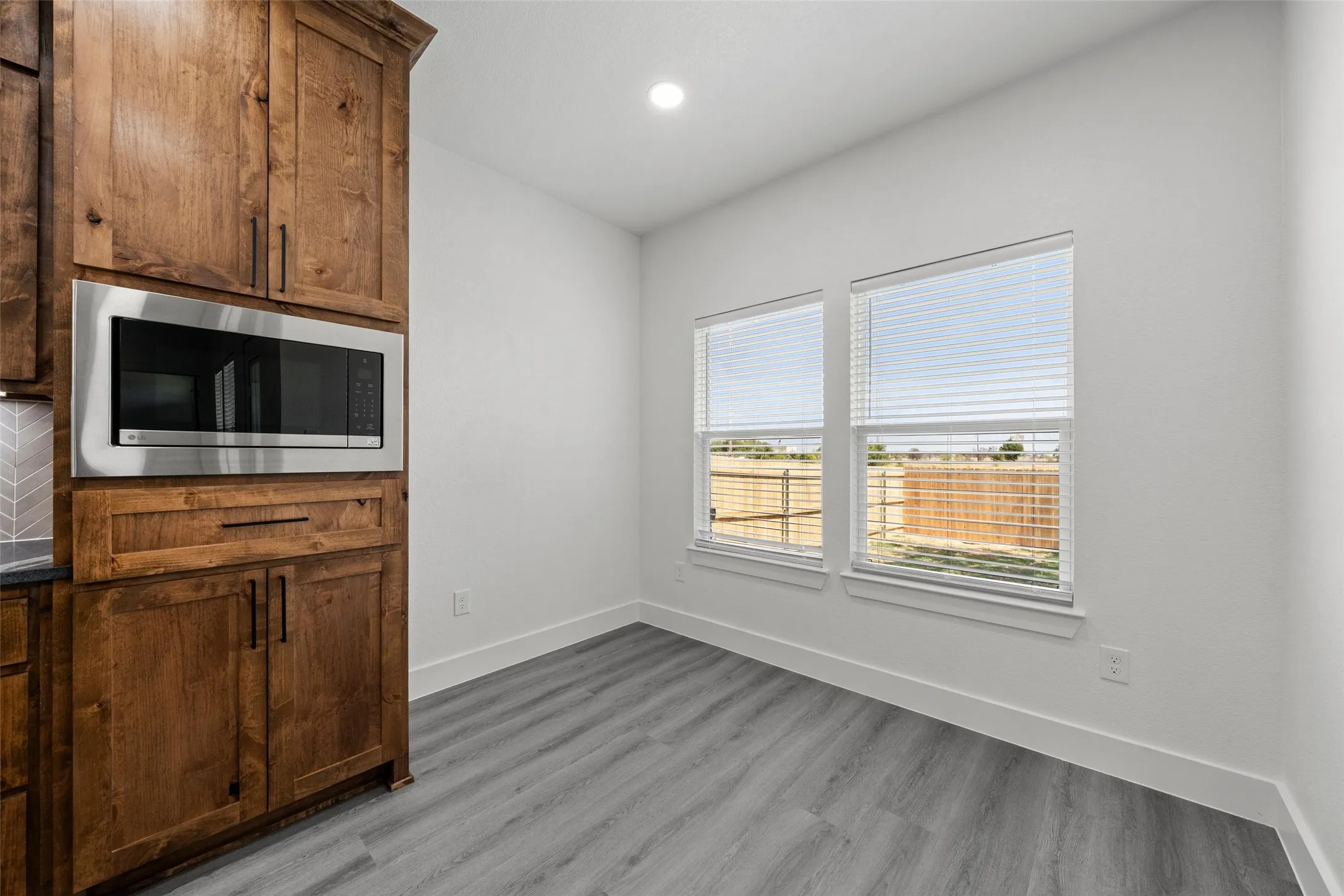 Single Family Residence For Sale in Mc Lennan County , 302 Johnson Street, Mc Gregor, Texas 76657, 3 Bedroom, 2 Bathroom, 1 Garage spaces, 1,466 Sqft, built in 2026, mls#21381928, Real Estate Agent in Mc Gregor, Homes For Sale in Mc Lennan county, Homes For Sale in Mc Gregor, Realtor in Mc Gregor Texas, Real Estate Brokerage Independent Realty Texas, Luminita Cordes Realtor