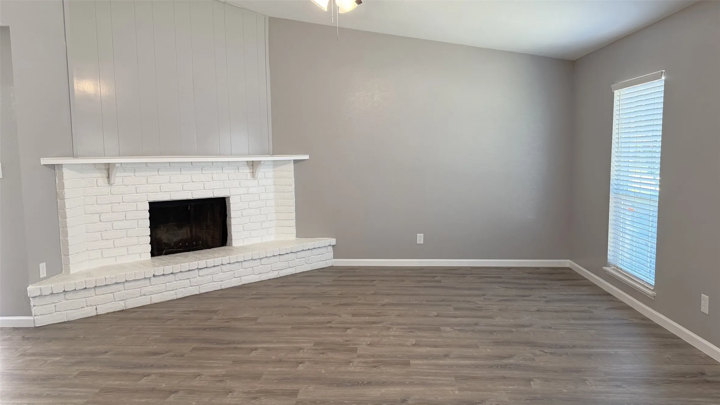 Single Family Residence For Rent in Dallas County , 445 Sandy Knoll Drive, Coppell, Texas 75019, 3 Bedroom, 2 Bathroom, 2 Garage spaces, 1,420 Sqft, built in 1979, mls#21382331, Real Estate Agent in Coppell, Homes For Rent in Dallas county, Homes For Rent in Coppell, Realtor in Coppell Texas, Real Estate Brokerage Independent Realty Texas, Luminita Cordes Realtor