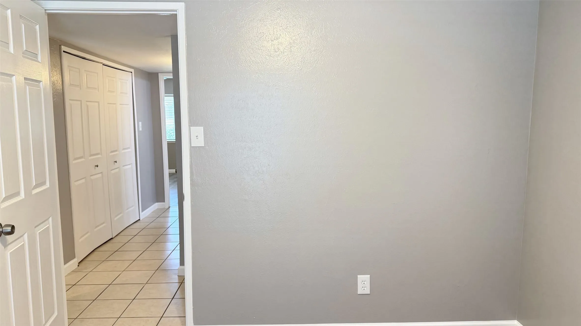 Single Family Residence For Rent in Dallas County , 445 Sandy Knoll Drive, Coppell, Texas 75019, 3 Bedroom, 2 Bathroom, 2 Garage spaces, 1,420 Sqft, built in 1979, mls#21382331, Real Estate Agent in Coppell, Homes For Rent in Dallas county, Homes For Rent in Coppell, Realtor in Coppell Texas, Real Estate Brokerage Independent Realty Texas, Luminita Cordes Realtor