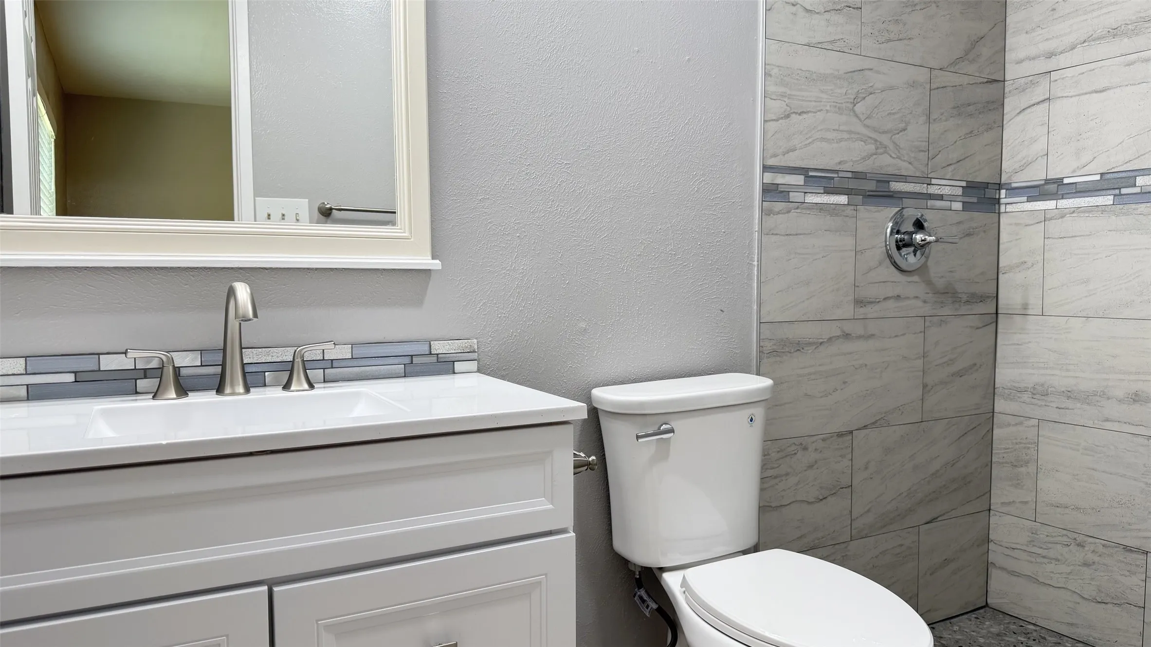 Single Family Residence For Rent in Dallas County , 445 Sandy Knoll Drive, Coppell, Texas 75019, 3 Bedroom, 2 Bathroom, 2 Garage spaces, 1,420 Sqft, built in 1979, mls#21382331, Real Estate Agent in Coppell, Homes For Rent in Dallas county, Homes For Rent in Coppell, Realtor in Coppell Texas, Real Estate Brokerage Independent Realty Texas, Luminita Cordes Realtor