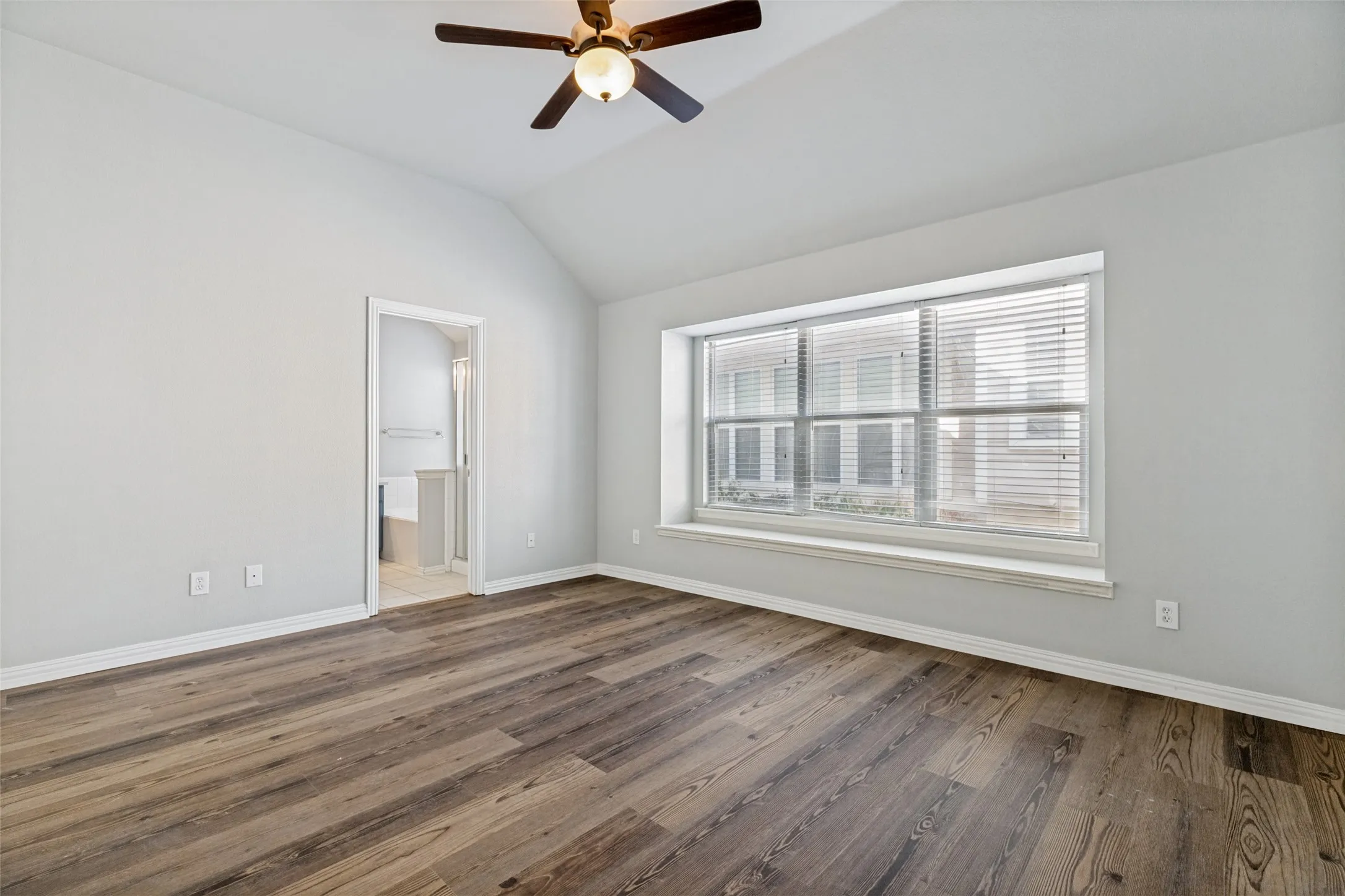 Single Family Residence For Rent in Collin County , 2314 Wiley Farm, Anna, Texas 75409, 3 Bedroom, 2 Bathroom, 2 Garage spaces, 1,491 Sqft, built in 2004, mls#21382400, Real Estate Agent in Anna, Homes For Rent in Collin county, Homes For Rent in Anna, Realtor in Anna Texas, Real Estate Brokerage Independent Realty Texas, Luminita Cordes Realtor