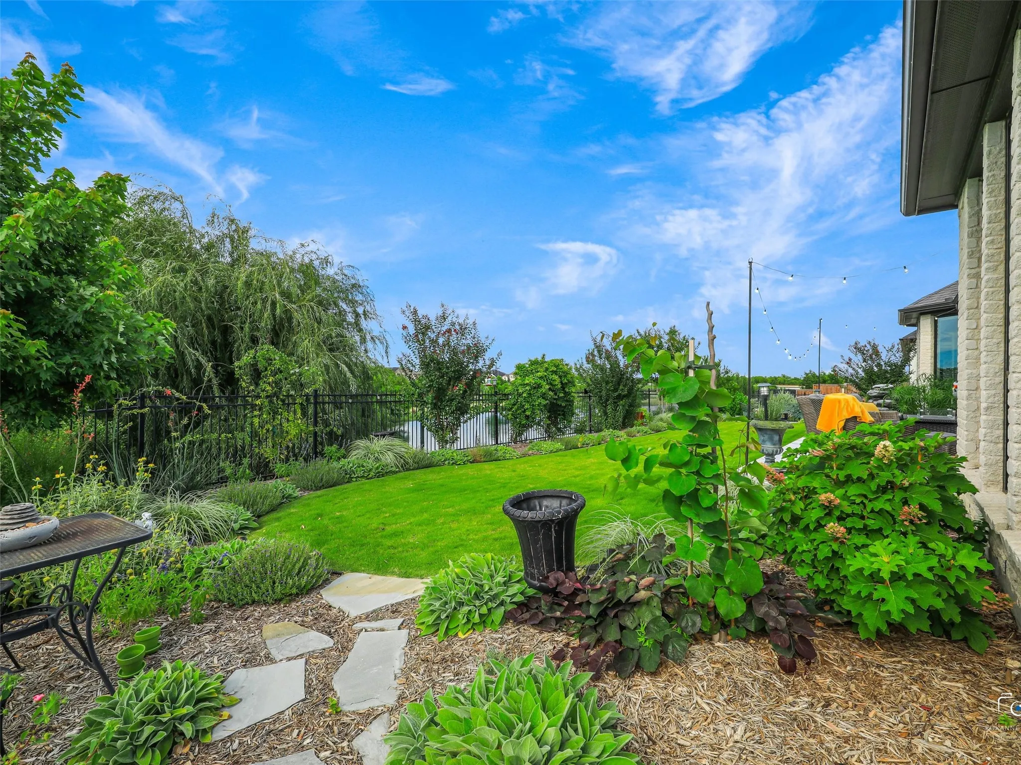 Single Family Residence For Sale in Denton County , 3900 Pepper Grass Lane, Prosper, Texas 75078, 4 Bedroom, 4 Bathroom, 3 Garage spaces, 3,660 Sqft, built in 2018, mls#21379909, Real Estate Agent in Prosper, Homes For Sale in Denton county, Homes For Sale in Prosper, Realtor in Prosper Texas, Real Estate Brokerage Independent Realty Texas, Luminita Cordes Realtor
