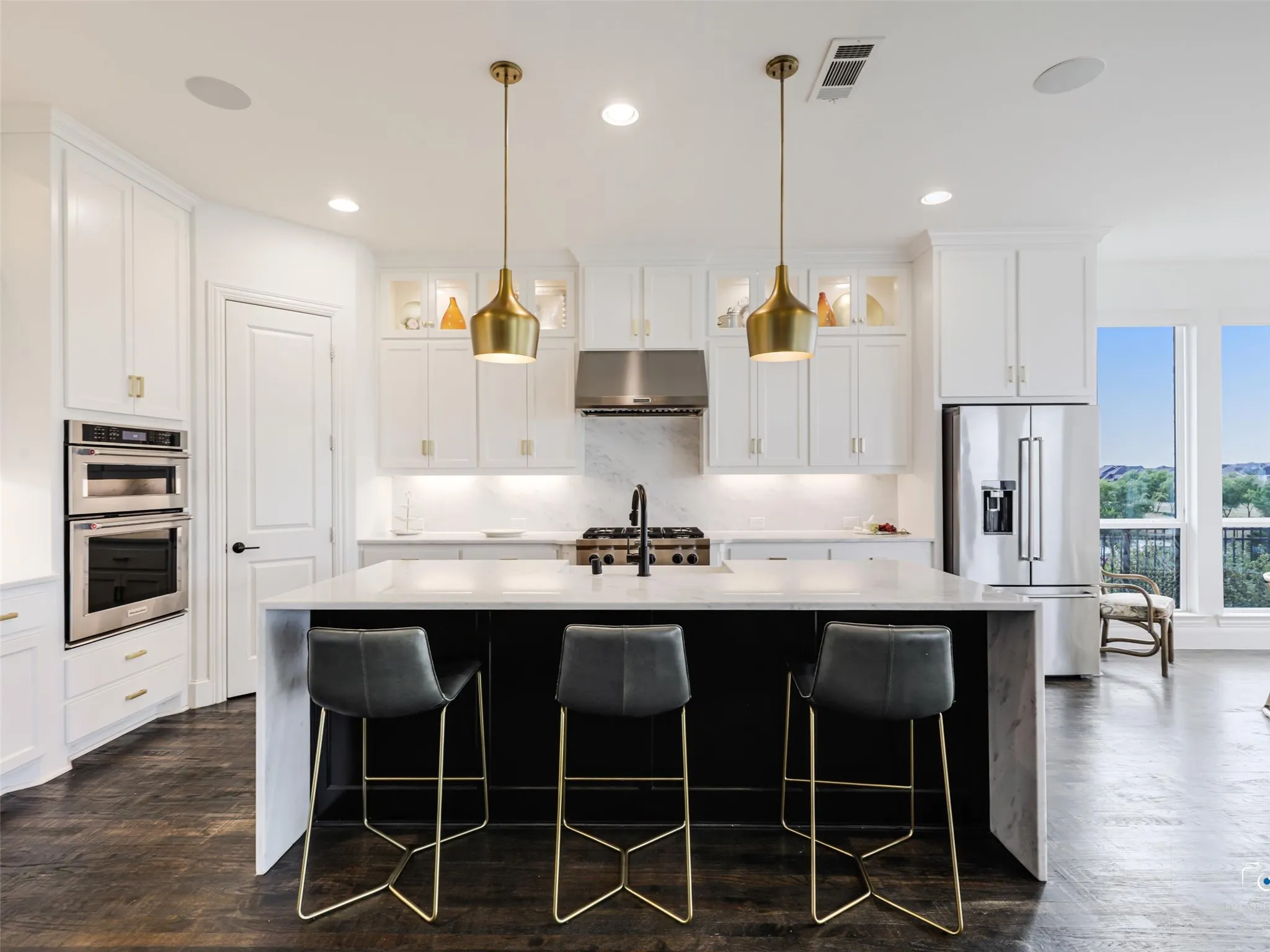 Single Family Residence For Sale in Denton County , 3900 Pepper Grass Lane, Prosper, Texas 75078, 4 Bedroom, 4 Bathroom, 3 Garage spaces, 3,660 Sqft, built in 2018, mls#21379909, Real Estate Agent in Prosper, Homes For Sale in Denton county, Homes For Sale in Prosper, Realtor in Prosper Texas, Real Estate Brokerage Independent Realty Texas, Luminita Cordes Realtor