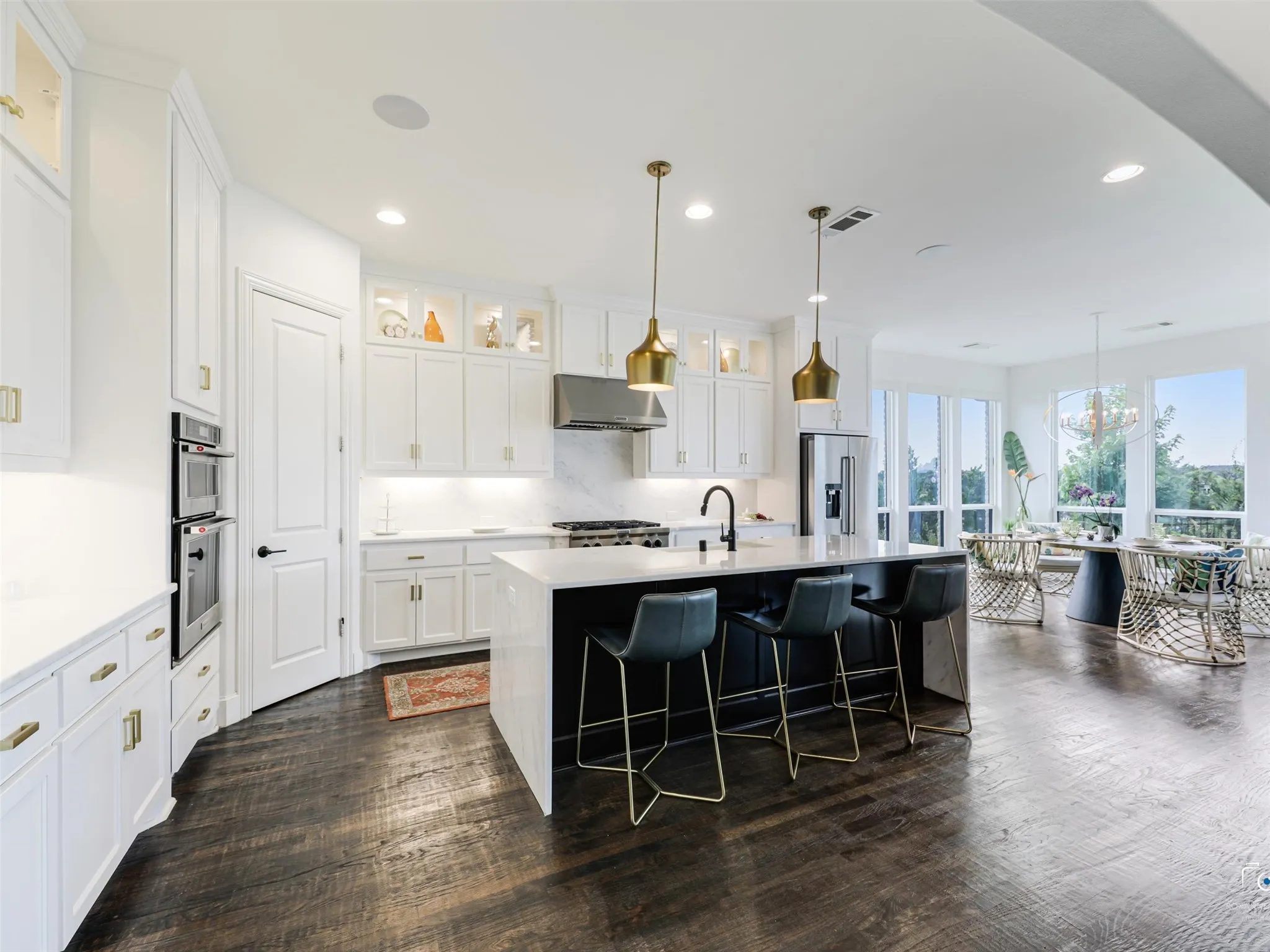 Single Family Residence For Sale in Denton County , 3900 Pepper Grass Lane, Prosper, Texas 75078, 4 Bedroom, 4 Bathroom, 3 Garage spaces, 3,660 Sqft, built in 2018, mls#21379909, Real Estate Agent in Prosper, Homes For Sale in Denton county, Homes For Sale in Prosper, Realtor in Prosper Texas, Real Estate Brokerage Independent Realty Texas, Luminita Cordes Realtor