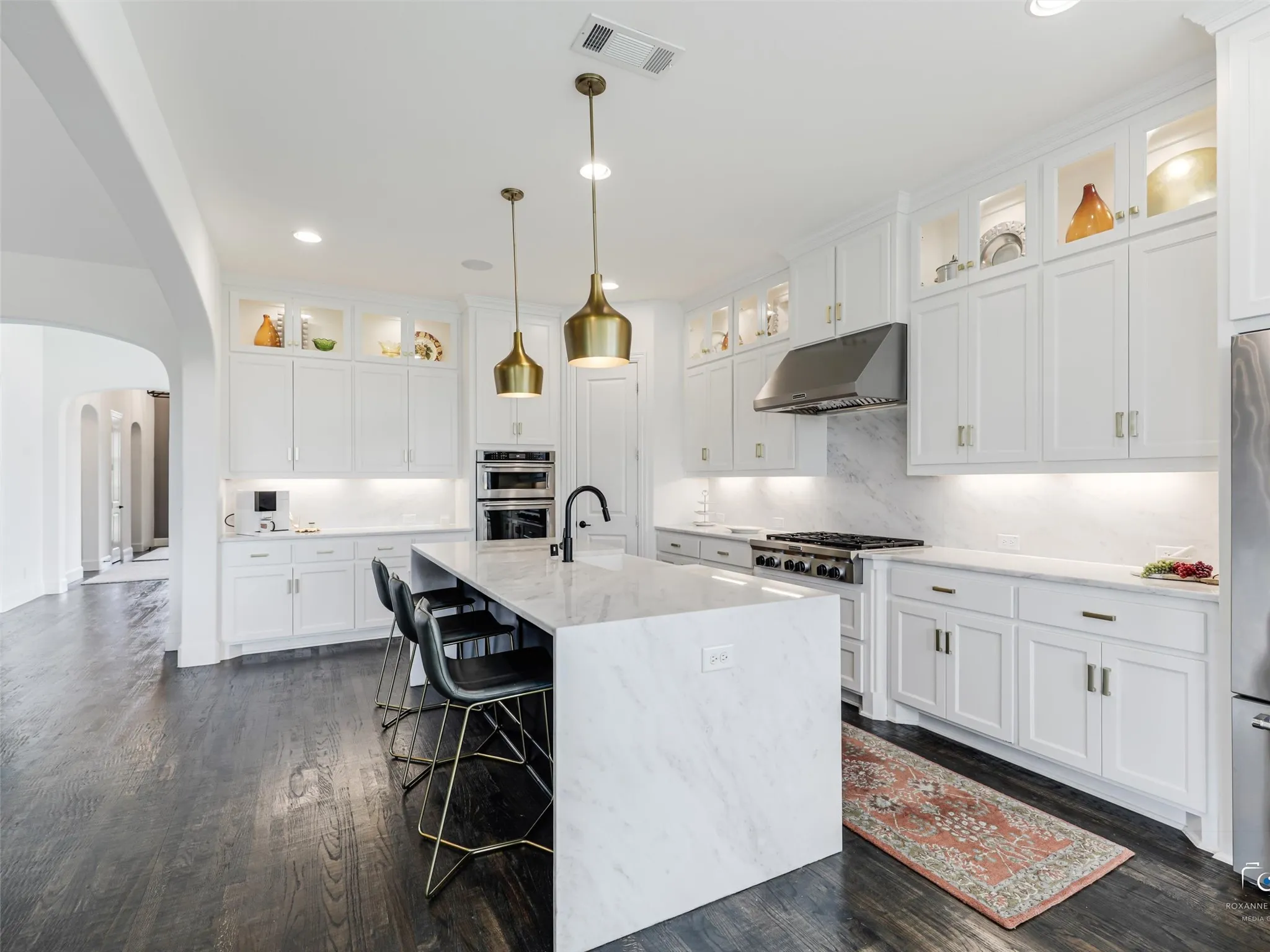 Single Family Residence For Sale in Denton County , 3900 Pepper Grass Lane, Prosper, Texas 75078, 4 Bedroom, 4 Bathroom, 3 Garage spaces, 3,660 Sqft, built in 2018, mls#21379909, Real Estate Agent in Prosper, Homes For Sale in Denton county, Homes For Sale in Prosper, Realtor in Prosper Texas, Real Estate Brokerage Independent Realty Texas, Luminita Cordes Realtor