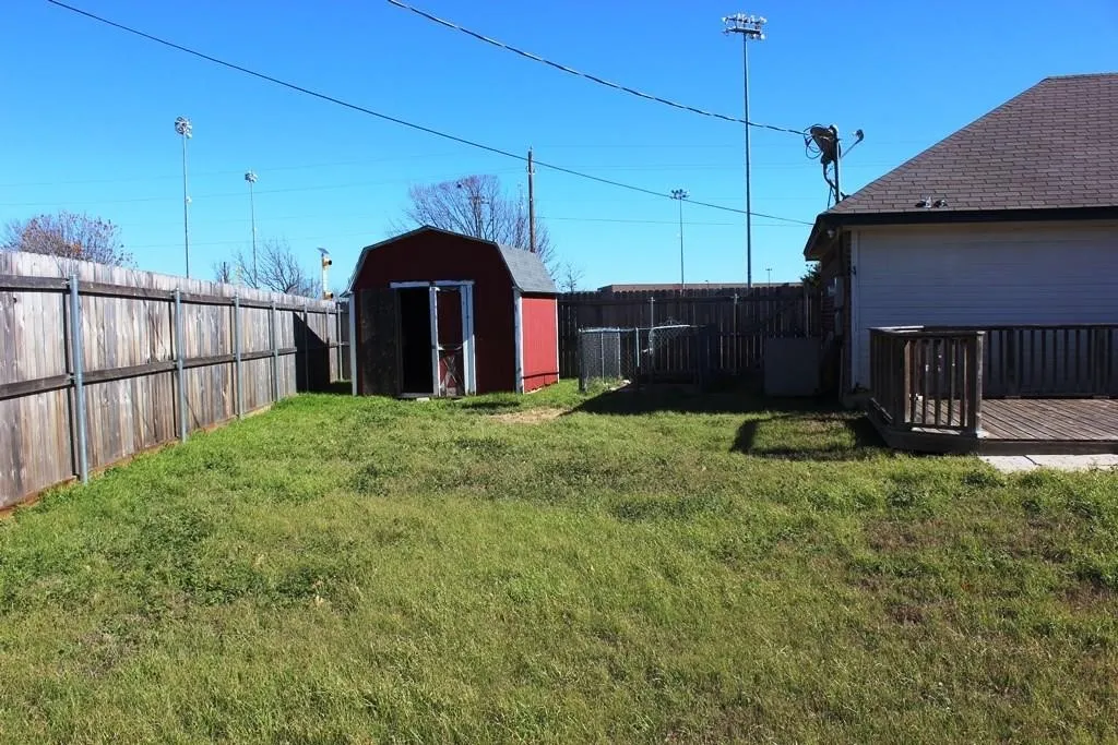 Single Family Residence For Rent in Ellis County , 1303 S 5th Street, Midlothian, Texas 76065, 3 Bedroom, 2 Bathroom, 2 Garage spaces, 1,346 Sqft, built in 1995, mls#21361355, Real Estate Agent in Midlothian, Homes For Rent in Ellis county, Homes For Rent in Midlothian, Realtor in Midlothian Texas, Real Estate Brokerage Independent Realty Texas, Luminita Cordes Realtor