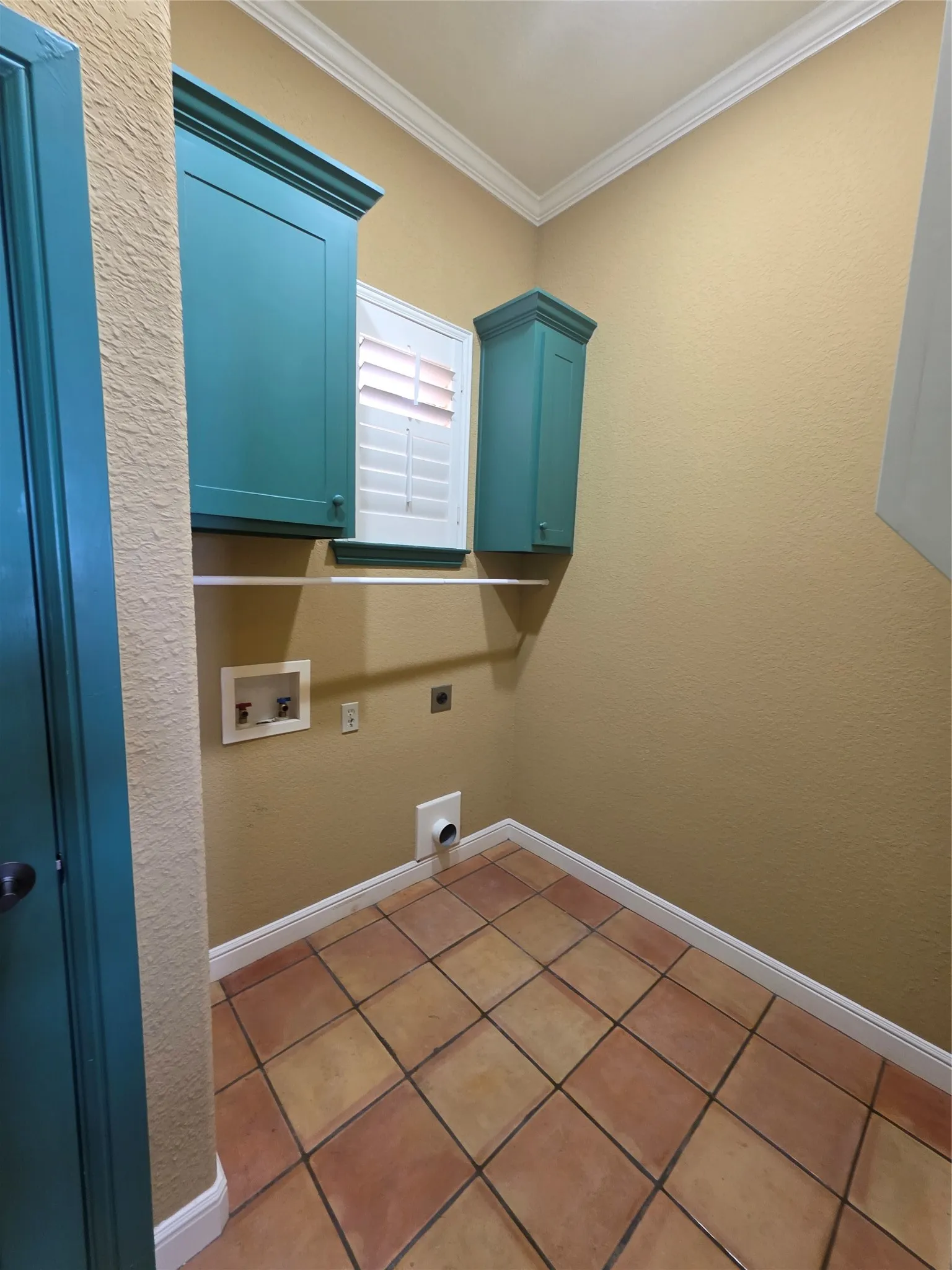 Single Family Residence For Rent in Hood County , 4204 Bluff View Drive, Granbury, Texas 76048, 3 Bedroom, 4 Bathroom, 3 Garage spaces, 2,452 Sqft, built in 2006, mls#21382259, Real Estate Agent in Granbury, Homes For Rent in Hood county, Homes For Rent in Granbury, Realtor in Granbury Texas, Real Estate Brokerage Independent Realty Texas, Luminita Cordes Realtor