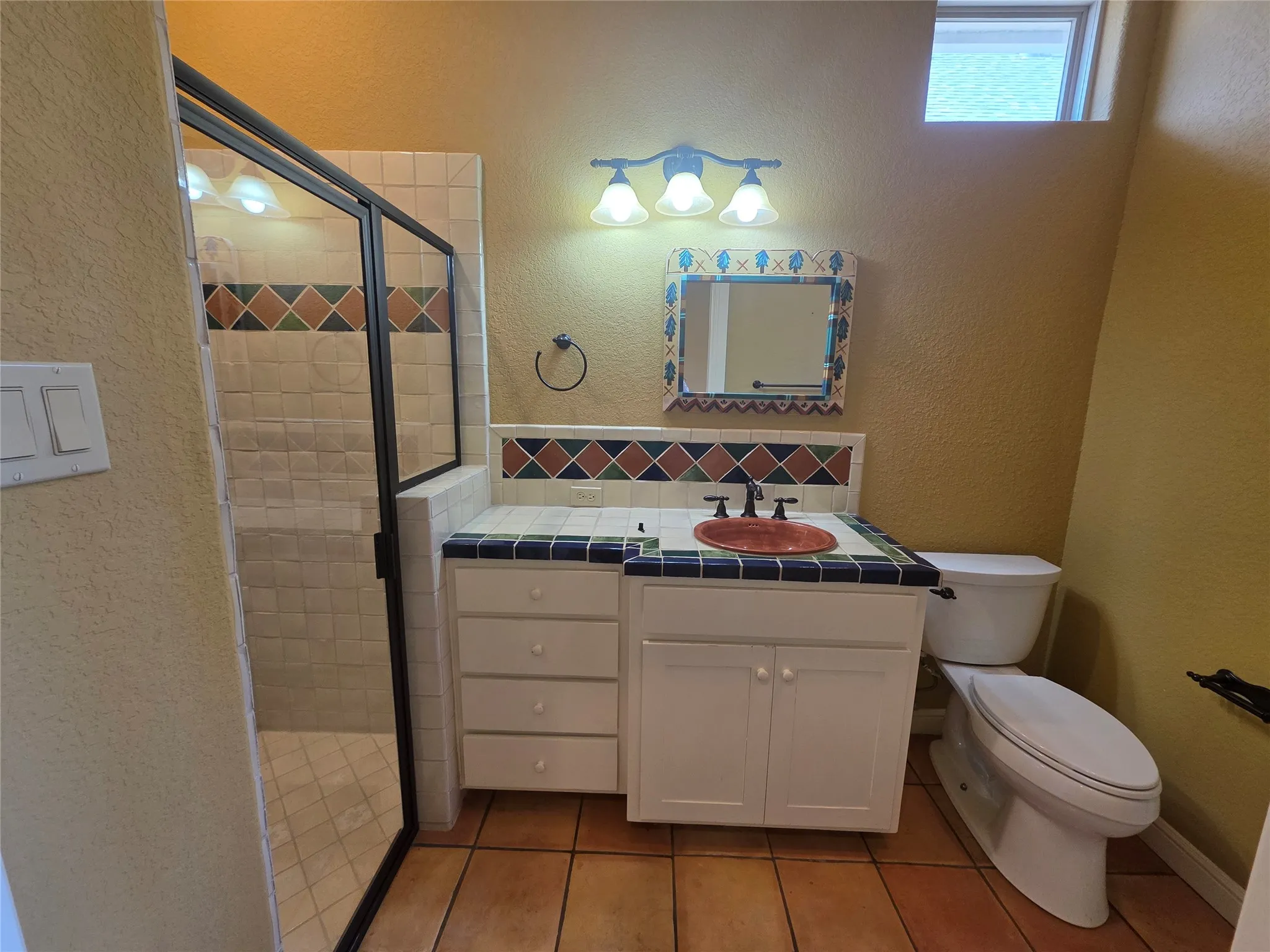 Single Family Residence For Rent in Hood County , 4204 Bluff View Drive, Granbury, Texas 76048, 3 Bedroom, 4 Bathroom, 3 Garage spaces, 2,452 Sqft, built in 2006, mls#21382259, Real Estate Agent in Granbury, Homes For Rent in Hood county, Homes For Rent in Granbury, Realtor in Granbury Texas, Real Estate Brokerage Independent Realty Texas, Luminita Cordes Realtor