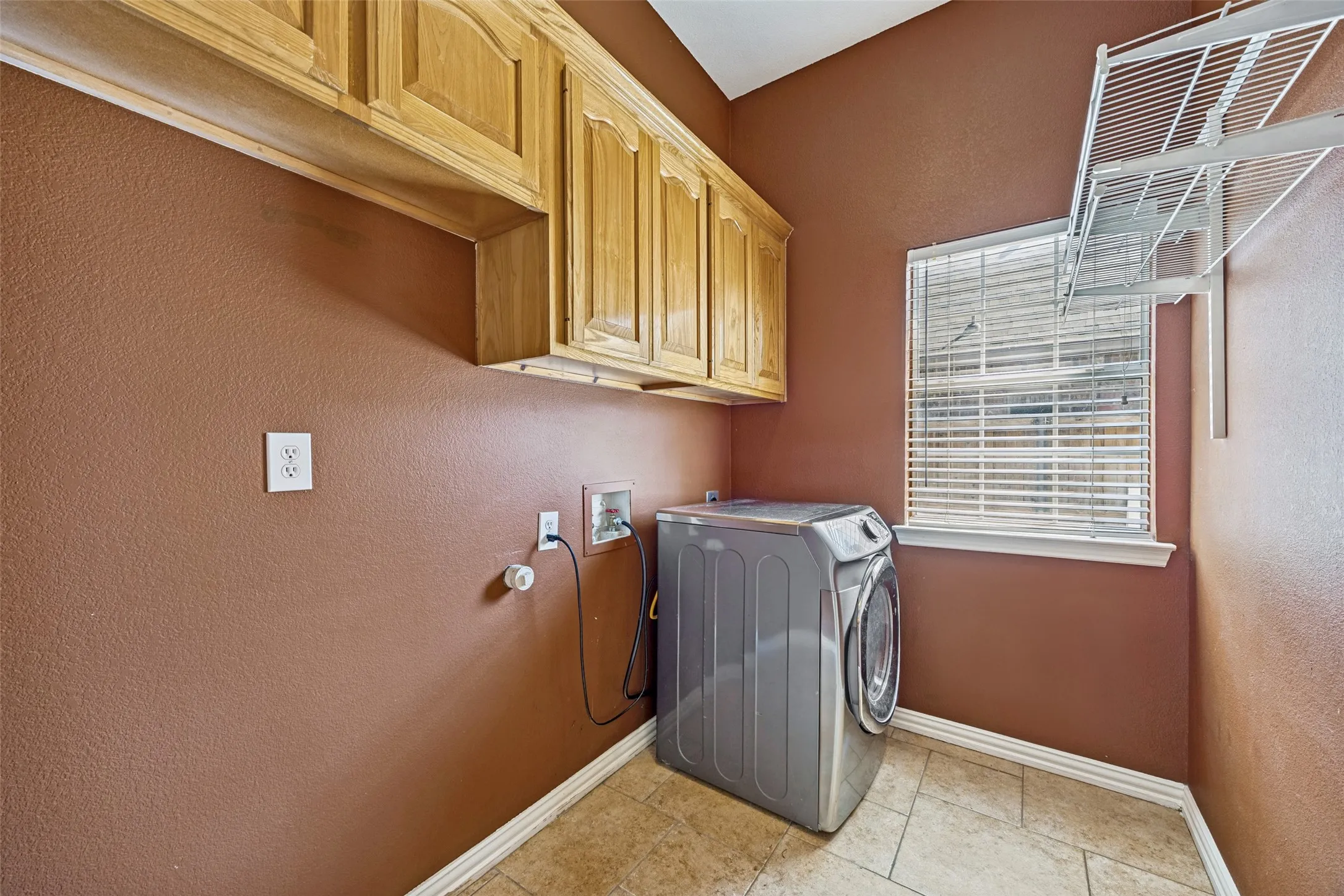 Single Family Residence For Sale in Dallas County , 821 Shorewood Drive, Coppell, Texas 75019, 4 Bedroom, 3 Bathroom, 2 Garage spaces, 2,664 Sqft, built in 1993, mls#21381822, Real Estate Agent in Coppell, Homes For Sale in Dallas county, Homes For Sale in Coppell, Realtor in Coppell Texas, Real Estate Brokerage Independent Realty Texas, Luminita Cordes Realtor