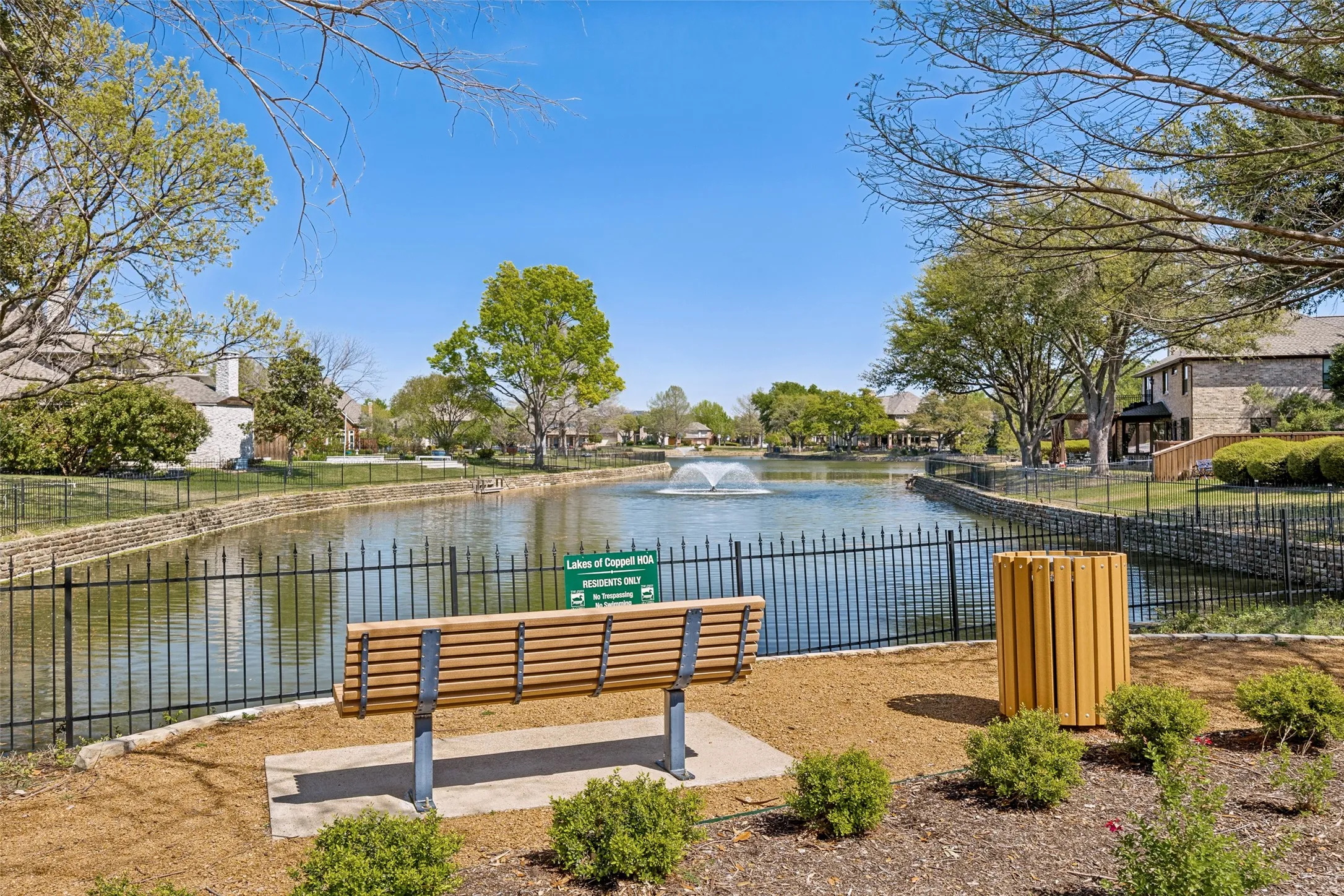Single Family Residence For Sale in Dallas County , 821 Shorewood Drive, Coppell, Texas 75019, 4 Bedroom, 3 Bathroom, 2 Garage spaces, 2,664 Sqft, built in 1993, mls#21381822, Real Estate Agent in Coppell, Homes For Sale in Dallas county, Homes For Sale in Coppell, Realtor in Coppell Texas, Real Estate Brokerage Independent Realty Texas, Luminita Cordes Realtor