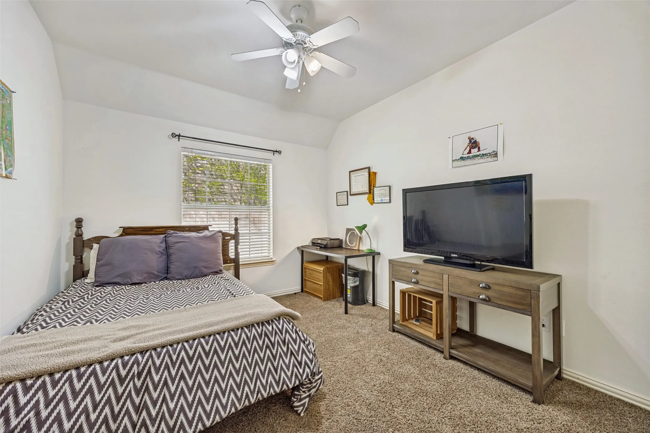 Single Family Residence For Sale in Dallas County , 821 Shorewood Drive, Coppell, Texas 75019, 4 Bedroom, 3 Bathroom, 2 Garage spaces, 2,664 Sqft, built in 1993, mls#21381822, Real Estate Agent in Coppell, Homes For Sale in Dallas county, Homes For Sale in Coppell, Realtor in Coppell Texas, Real Estate Brokerage Independent Realty Texas, Luminita Cordes Realtor