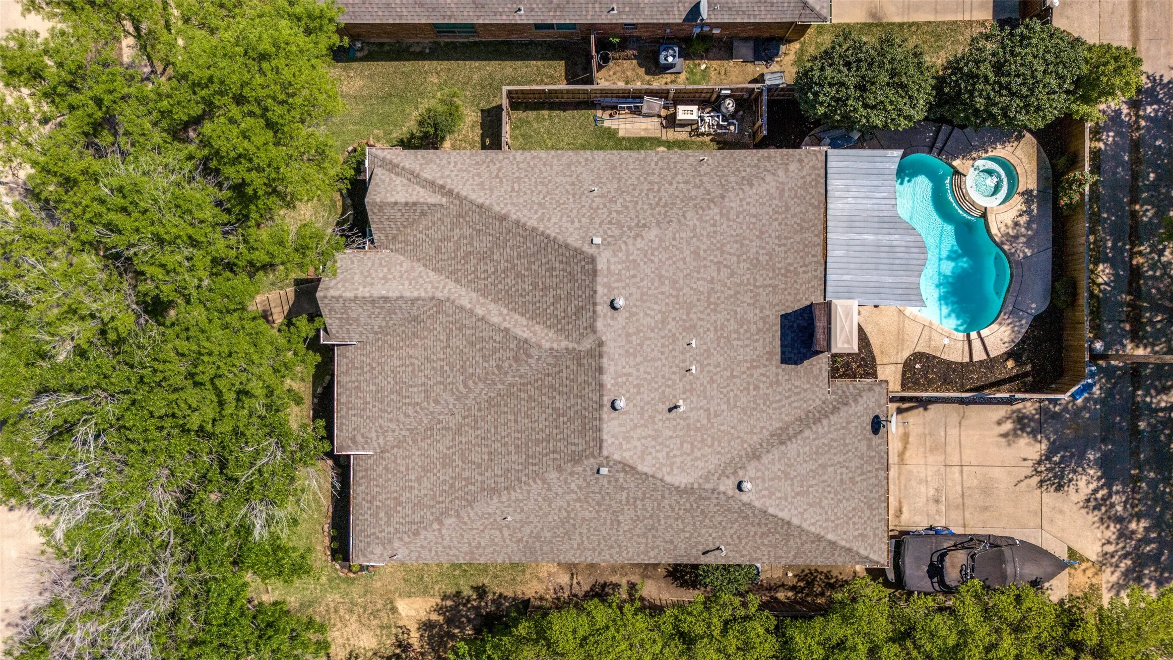 Single Family Residence For Sale in Dallas County , 821 Shorewood Drive, Coppell, Texas 75019, 4 Bedroom, 3 Bathroom, 2 Garage spaces, 2,664 Sqft, built in 1993, mls#21381822, Real Estate Agent in Coppell, Homes For Sale in Dallas county, Homes For Sale in Coppell, Realtor in Coppell Texas, Real Estate Brokerage Independent Realty Texas, Luminita Cordes Realtor