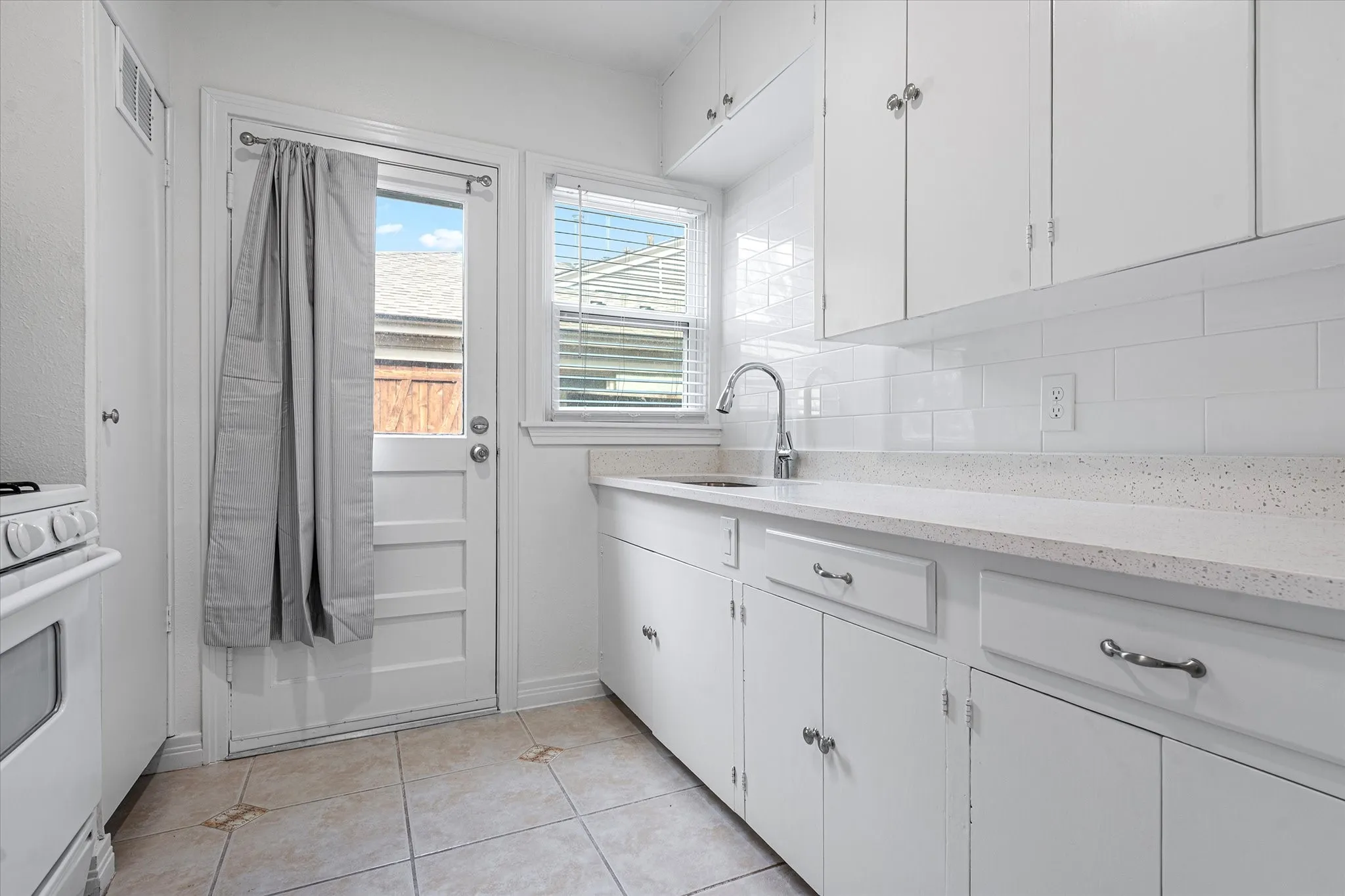 This Kitchen Has A Good Deal Of Storage!