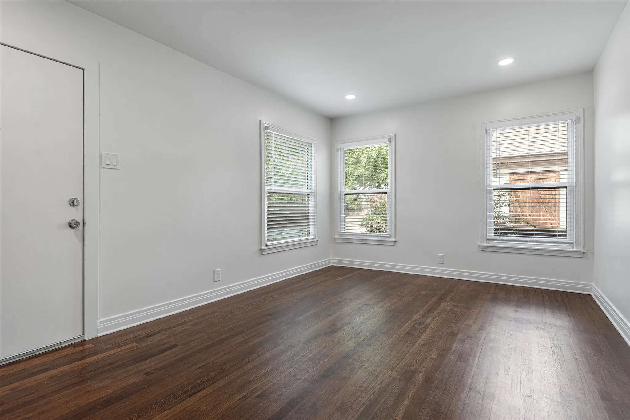 The Entrance Off The Front Door From The Living Room/Dining Room.