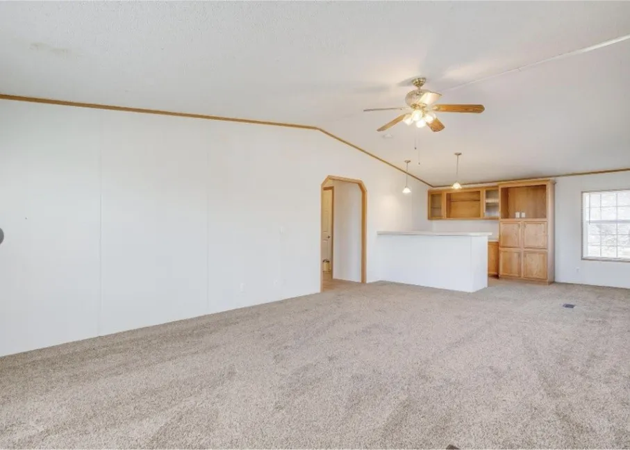 Manufactured Home For Rent in Wise County , 185 County Road 4869, Azle, Texas 76020, 4 Bedroom, 2 Bathroom, Garage spaces, 1,980 Sqft, built in 2004, mls#21369275, Real Estate Agent in Azle, Homes For Rent in Wise county, Homes For Rent in Azle, Realtor in Azle Texas, Real Estate Brokerage Independent Realty Texas, Luminita Cordes Realtor