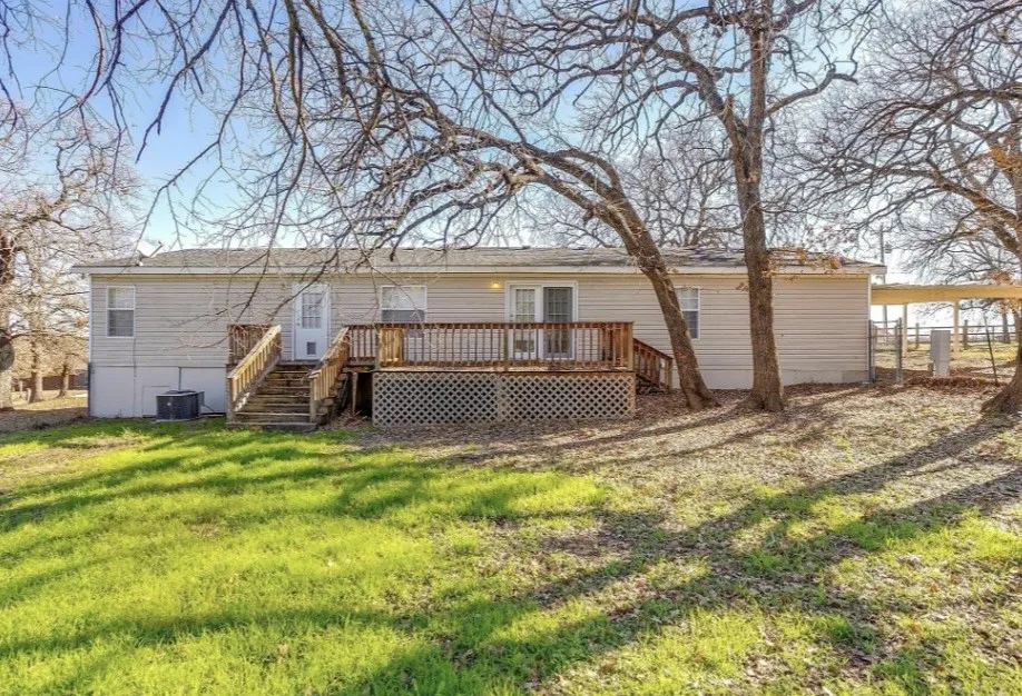 Manufactured Home For Rent in Wise County , 185 County Road 4869, Azle, Texas 76020, 4 Bedroom, 2 Bathroom, Garage spaces, 1,980 Sqft, built in 2004, mls#21369275, Real Estate Agent in Azle, Homes For Rent in Wise county, Homes For Rent in Azle, Realtor in Azle Texas, Real Estate Brokerage Independent Realty Texas, Luminita Cordes Realtor