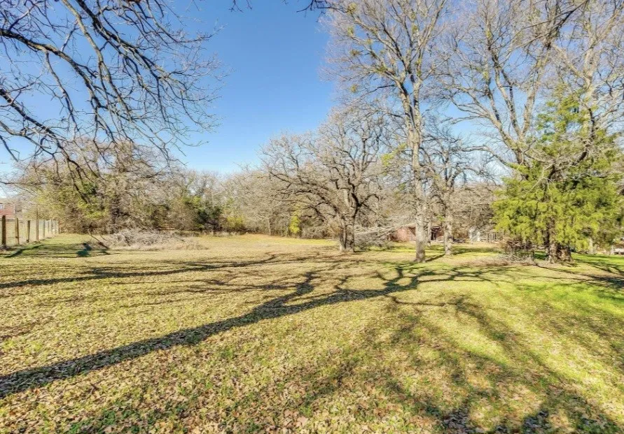 Manufactured Home For Rent in Wise County , 185 County Road 4869, Azle, Texas 76020, 4 Bedroom, 2 Bathroom, Garage spaces, 1,980 Sqft, built in 2004, mls#21369275, Real Estate Agent in Azle, Homes For Rent in Wise county, Homes For Rent in Azle, Realtor in Azle Texas, Real Estate Brokerage Independent Realty Texas, Luminita Cordes Realtor