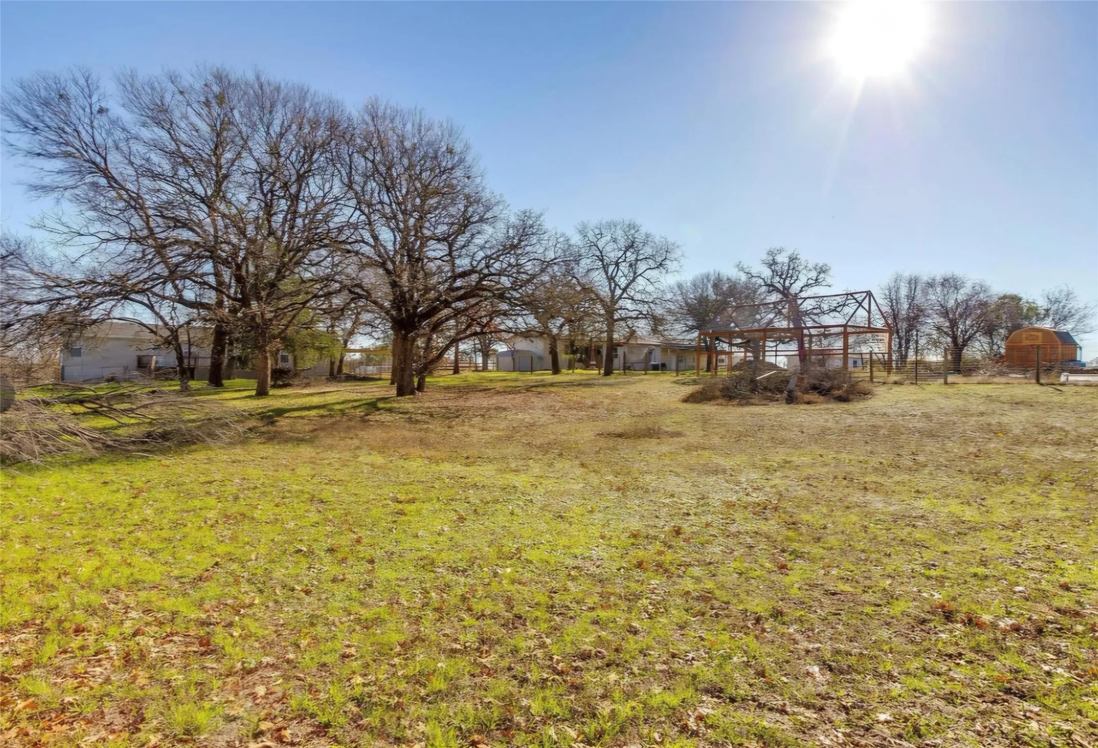 Manufactured Home For Rent in Wise County , 185 County Road 4869, Azle, Texas 76020, 4 Bedroom, 2 Bathroom, Garage spaces, 1,980 Sqft, built in 2004, mls#21369275, Real Estate Agent in Azle, Homes For Rent in Wise county, Homes For Rent in Azle, Realtor in Azle Texas, Real Estate Brokerage Independent Realty Texas, Luminita Cordes Realtor