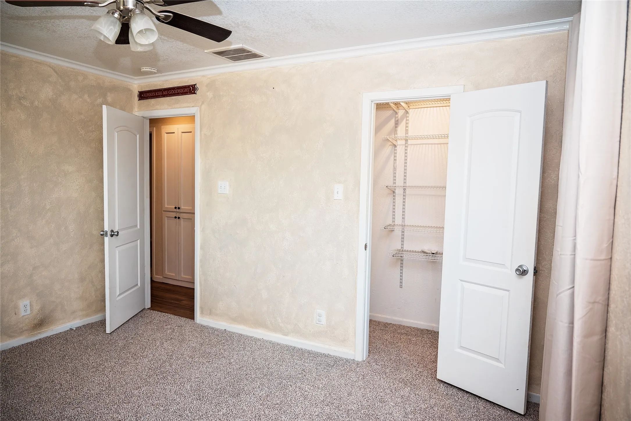 Single Family Residence For Sale in Eastland County , 1102 Conner, Eastland, Texas 76448, 3 Bedroom, 2 Bathroom, Garage spaces, 1,433 Sqft, built in 1978, mls#21382423, Real Estate Agent in Eastland, Homes For Sale in Eastland county, Homes For Sale in Eastland, Realtor in Eastland Texas, Real Estate Brokerage Independent Realty Texas, Luminita Cordes Realtor