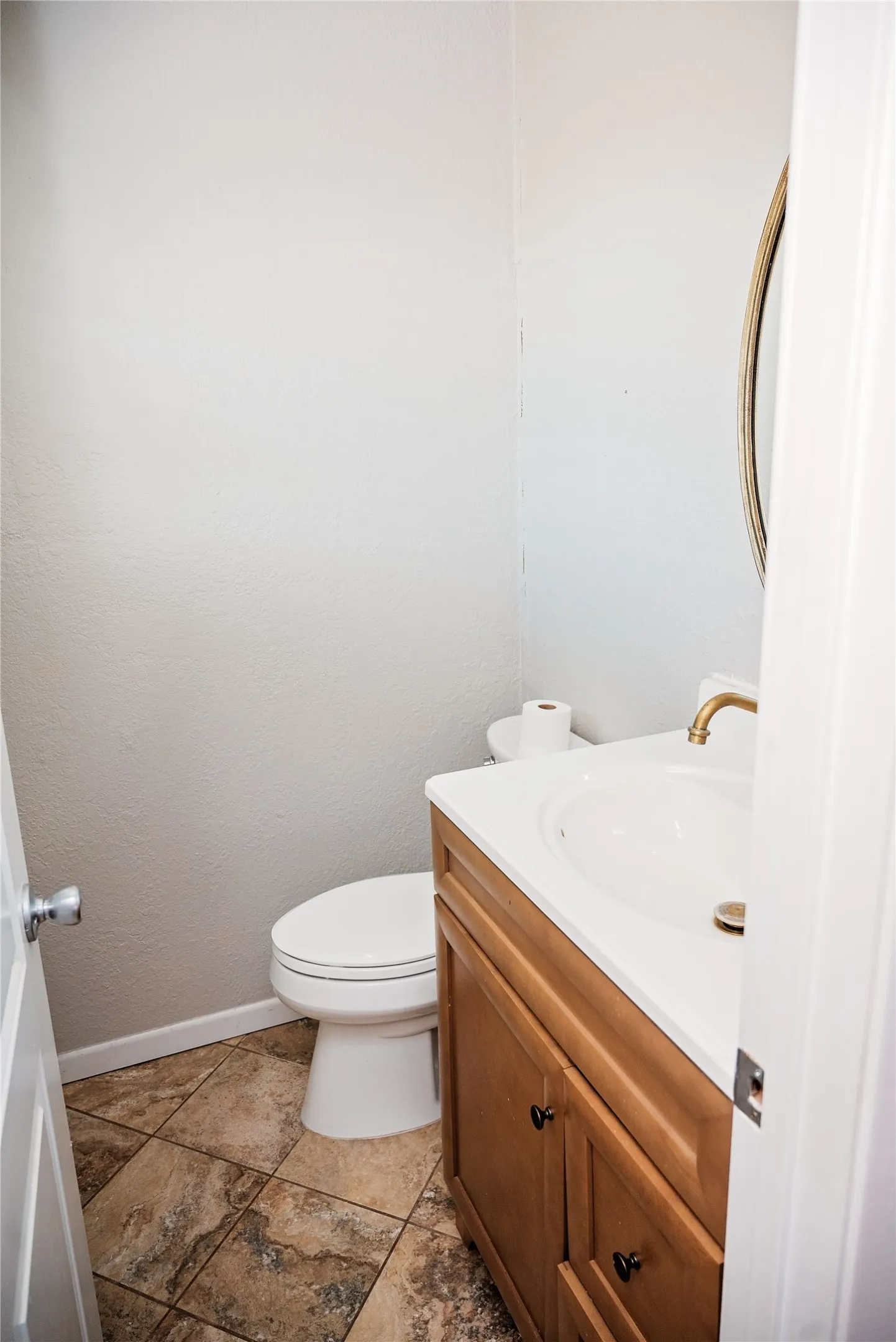Single Family Residence For Sale in Eastland County , 1102 Conner, Eastland, Texas 76448, 3 Bedroom, 2 Bathroom, Garage spaces, 1,433 Sqft, built in 1978, mls#21382423, Real Estate Agent in Eastland, Homes For Sale in Eastland county, Homes For Sale in Eastland, Realtor in Eastland Texas, Real Estate Brokerage Independent Realty Texas, Luminita Cordes Realtor