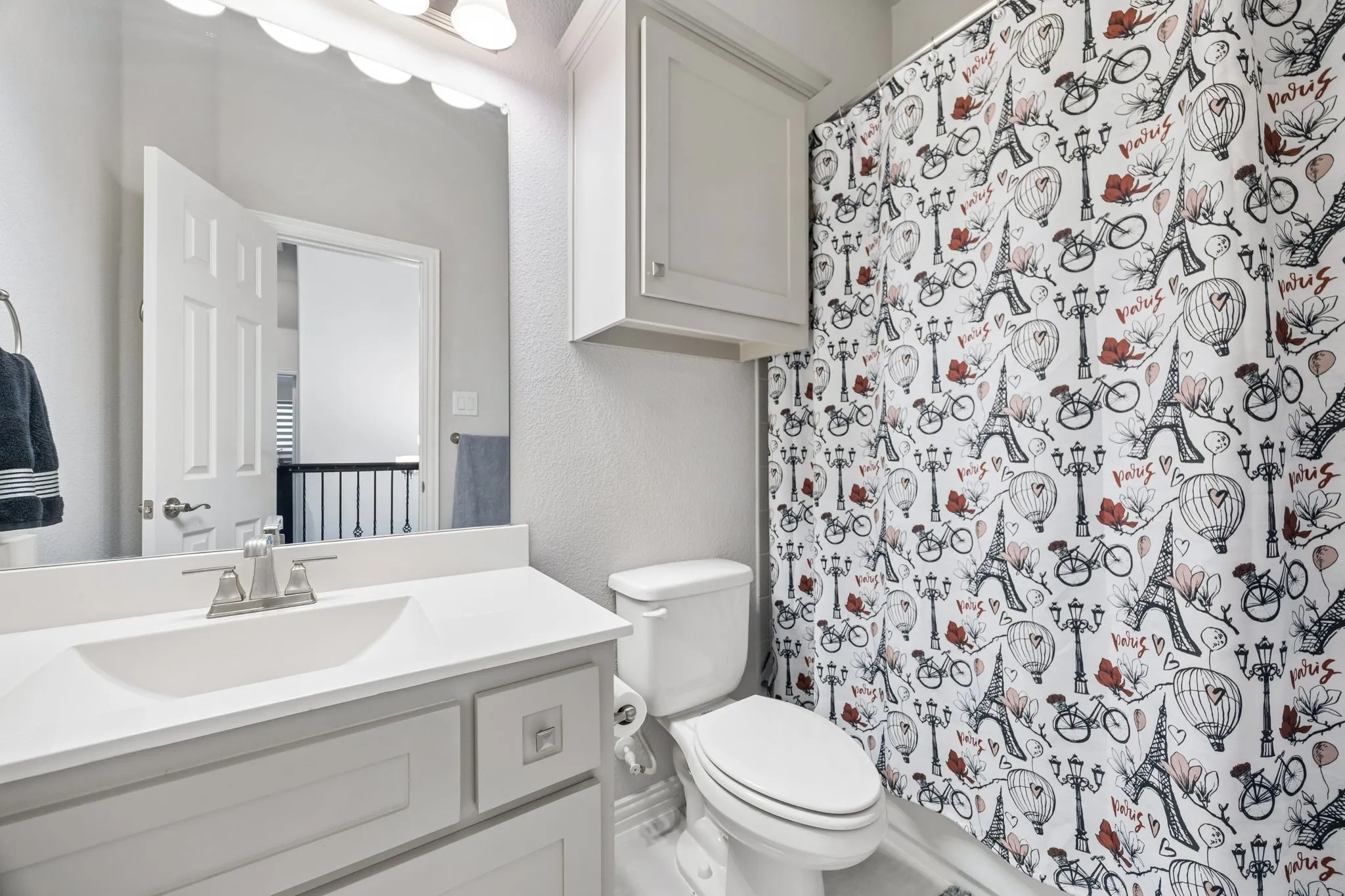 Single Family Residence For Sale in Collin County , 1301 Baynes Drive, Mc Kinney, Texas 75071, 5 Bedroom, 4 Bathroom, 2 Garage spaces, 4,293 Sqft, built in 2018, mls#21380503, Real Estate Agent in Mc Kinney, Homes For Sale in Collin county, Homes For Sale in Mc Kinney, Realtor in Mc Kinney Texas, Real Estate Brokerage Independent Realty Texas, Luminita Cordes Realtor