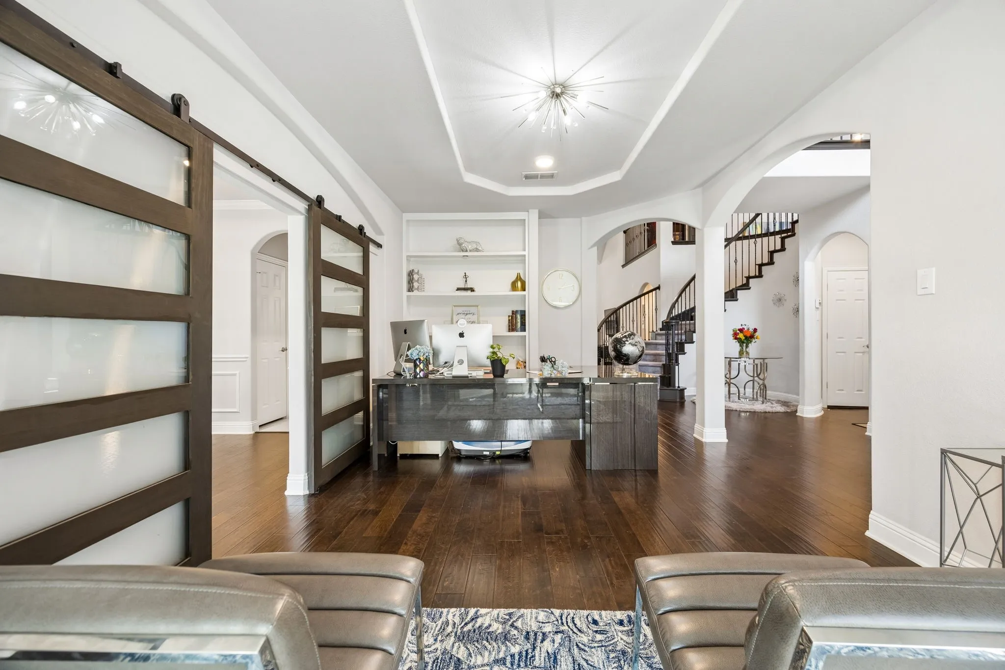 Single Family Residence For Sale in Collin County , 1301 Baynes Drive, Mc Kinney, Texas 75071, 5 Bedroom, 4 Bathroom, 2 Garage spaces, 4,293 Sqft, built in 2018, mls#21380503, Real Estate Agent in Mc Kinney, Homes For Sale in Collin county, Homes For Sale in Mc Kinney, Realtor in Mc Kinney Texas, Real Estate Brokerage Independent Realty Texas, Luminita Cordes Realtor