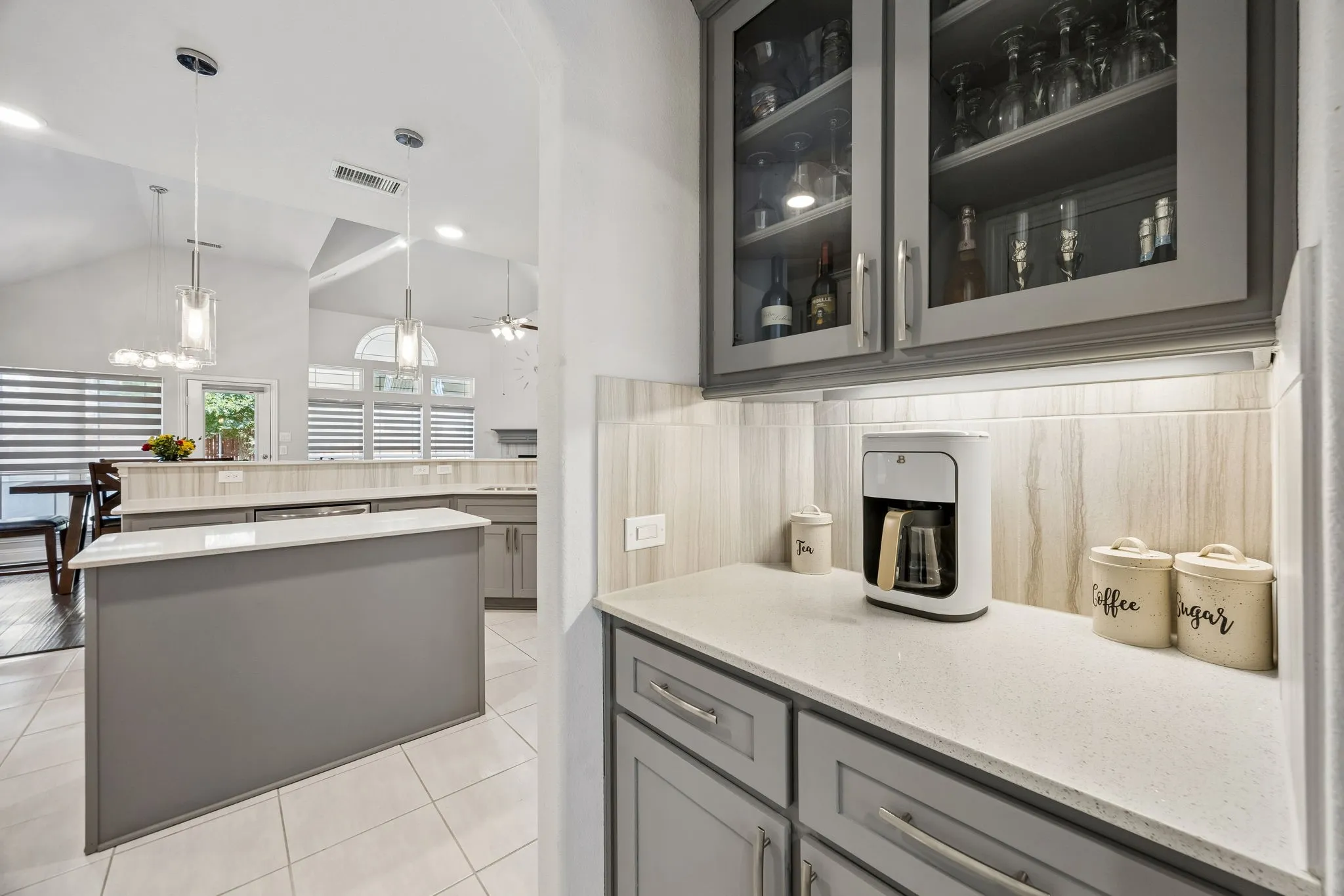 Single Family Residence For Sale in Collin County , 1301 Baynes Drive, Mc Kinney, Texas 75071, 5 Bedroom, 4 Bathroom, 2 Garage spaces, 4,293 Sqft, built in 2018, mls#21380503, Real Estate Agent in Mc Kinney, Homes For Sale in Collin county, Homes For Sale in Mc Kinney, Realtor in Mc Kinney Texas, Real Estate Brokerage Independent Realty Texas, Luminita Cordes Realtor