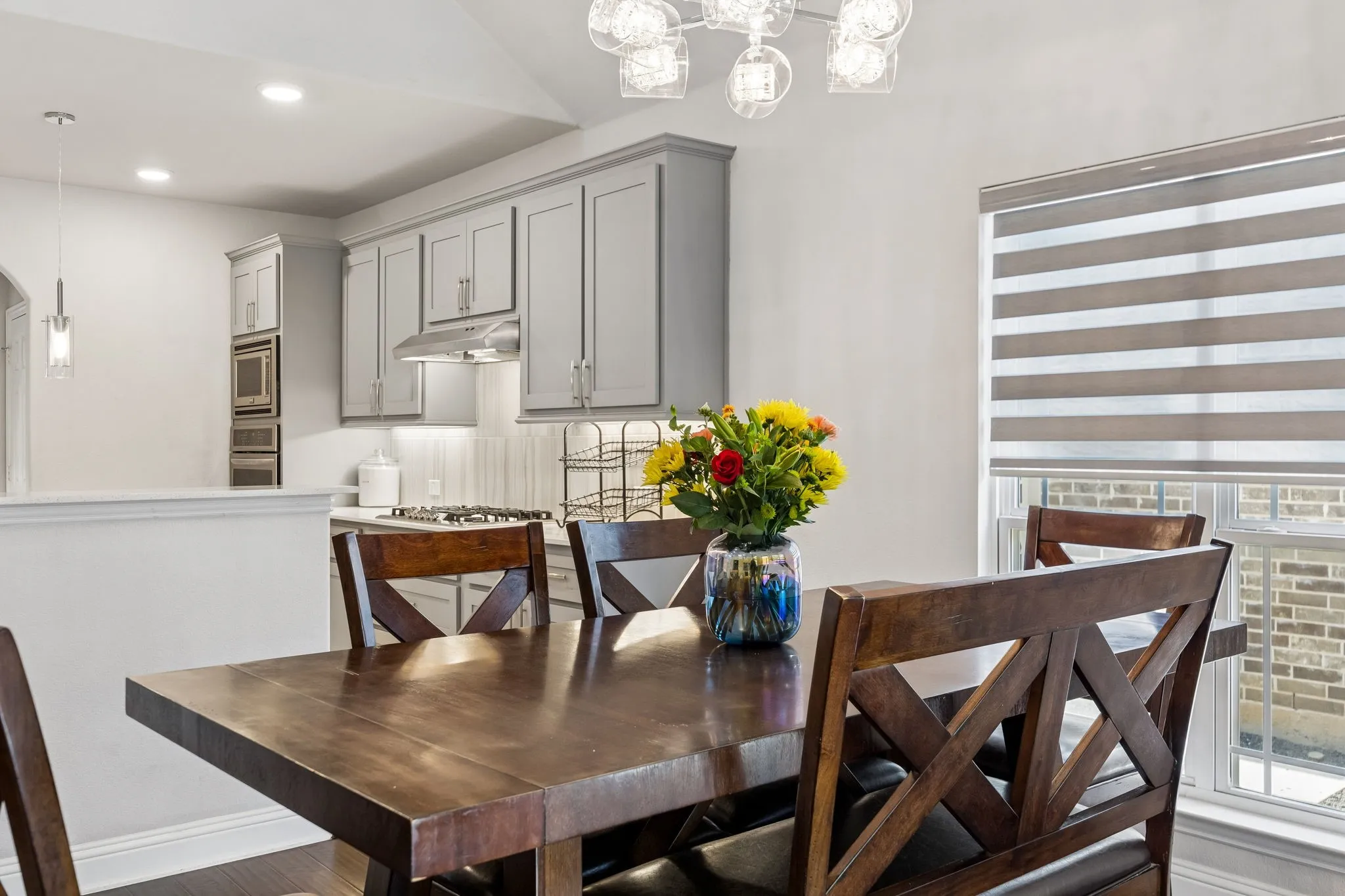 Single Family Residence For Sale in Collin County , 1301 Baynes Drive, Mc Kinney, Texas 75071, 5 Bedroom, 4 Bathroom, 2 Garage spaces, 4,293 Sqft, built in 2018, mls#21380503, Real Estate Agent in Mc Kinney, Homes For Sale in Collin county, Homes For Sale in Mc Kinney, Realtor in Mc Kinney Texas, Real Estate Brokerage Independent Realty Texas, Luminita Cordes Realtor