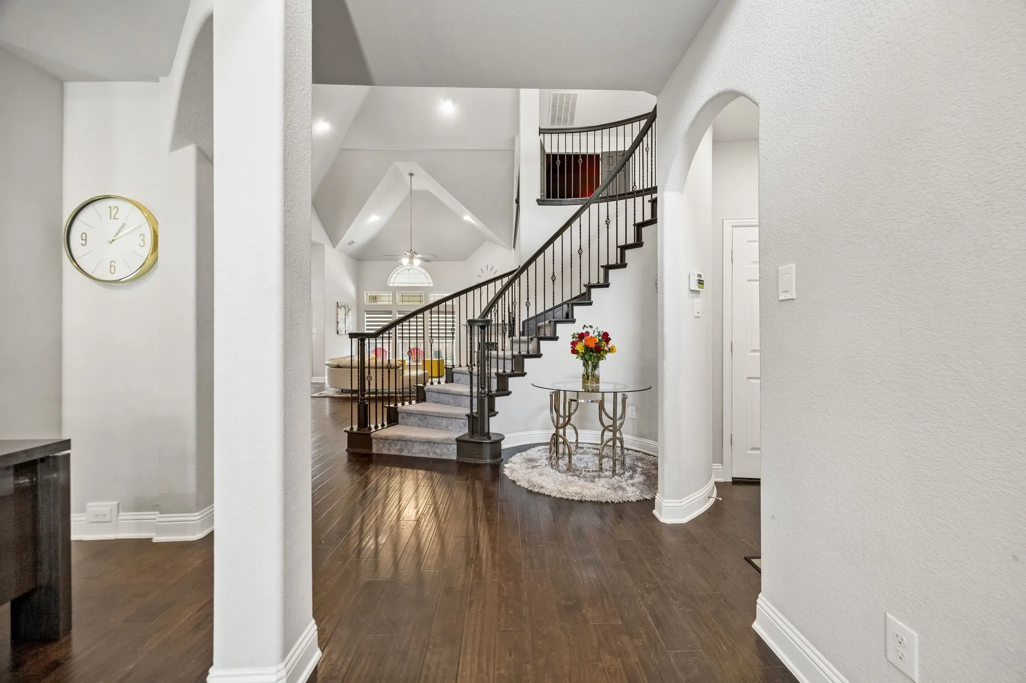 Single Family Residence For Sale in Collin County , 1301 Baynes Drive, Mc Kinney, Texas 75071, 5 Bedroom, 4 Bathroom, 2 Garage spaces, 4,293 Sqft, built in 2018, mls#21380503, Real Estate Agent in Mc Kinney, Homes For Sale in Collin county, Homes For Sale in Mc Kinney, Realtor in Mc Kinney Texas, Real Estate Brokerage Independent Realty Texas, Luminita Cordes Realtor