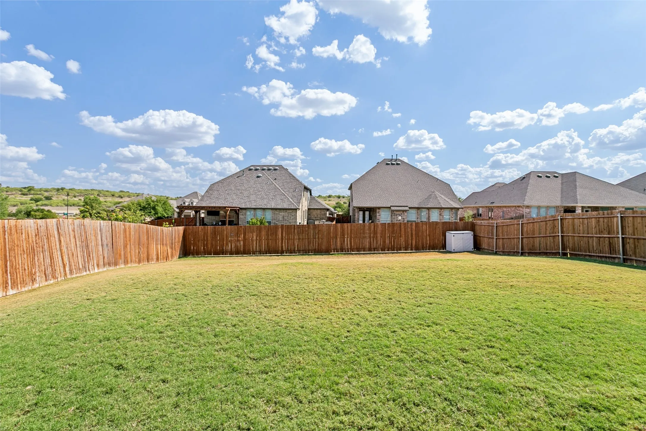 Single Family Residence For Sale in Parker County , 15109 Roderick Road, Aledo, Texas 76008, 4 Bedroom, 3 Bathroom, 2 Garage spaces, 3,460 Sqft, built in 2017, mls#21381121, Real Estate Agent in Aledo, Homes For Sale in Parker county, Homes For Sale in Aledo, Realtor in Aledo Texas, Real Estate Brokerage Independent Realty Texas, Luminita Cordes Realtor