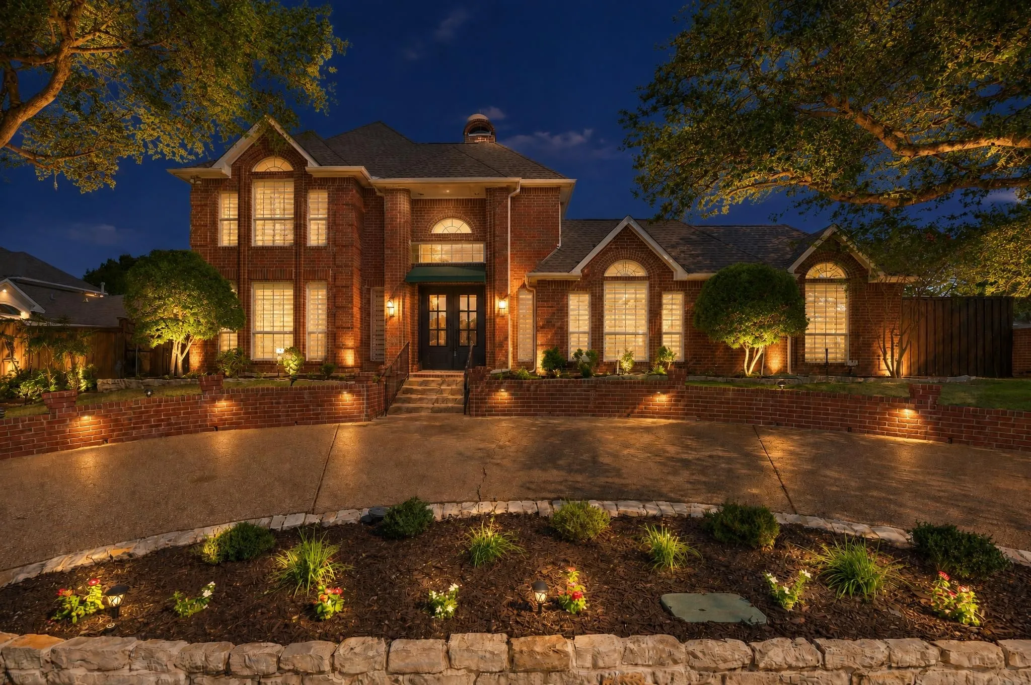 Single Family Residence For Sale in Collin County , 18003 Benchmark Drive, Dallas, Texas 75252, 5 Bedroom, 4 Bathroom, 3 Garage spaces, 4,012 Sqft, built in 1990, mls#21382443, Real Estate Agent in Dallas, Homes For Sale in Collin county, Homes For Sale in Dallas, Realtor in Dallas Texas, Real Estate Brokerage Independent Realty Texas, Luminita Cordes Realtor