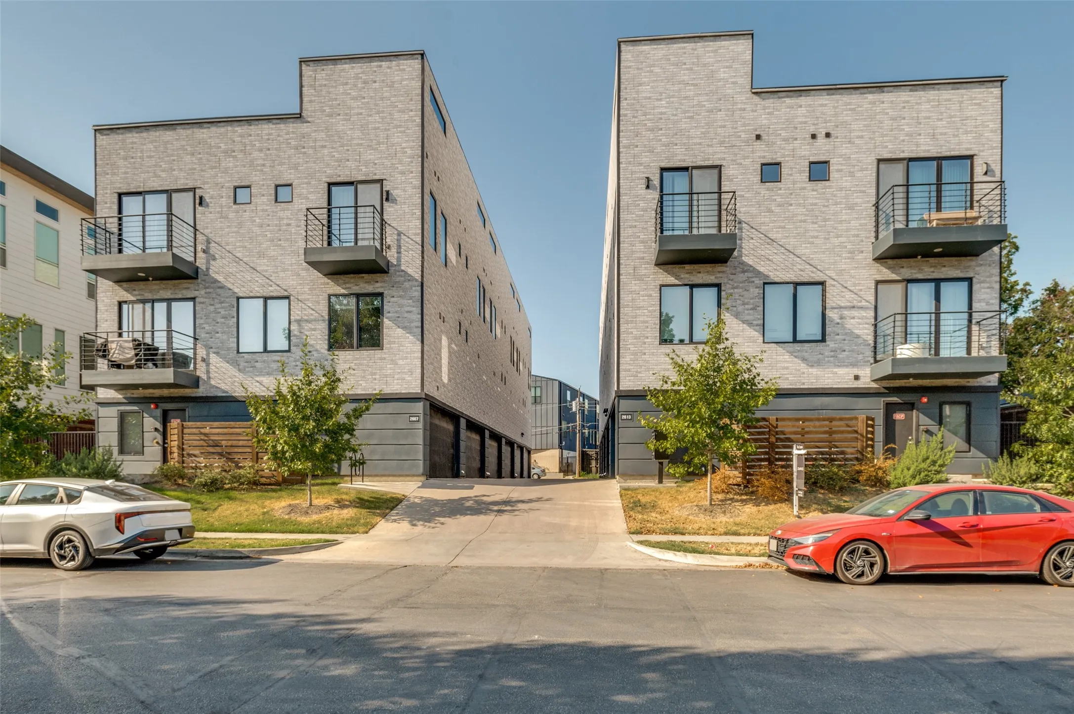 Condominium For Rent in Dallas County , 2613 Calvin Street 9, Dallas, Texas 75204, 2 Bedroom, 3 Bathroom, 2 Garage spaces, 2,000 Sqft, built in 2025, mls#21382437, Real Estate Agent in Dallas, Homes For Rent in Dallas county, Homes For Rent in Dallas, Realtor in Dallas Texas, Real Estate Brokerage Independent Realty Texas, Luminita Cordes Realtor