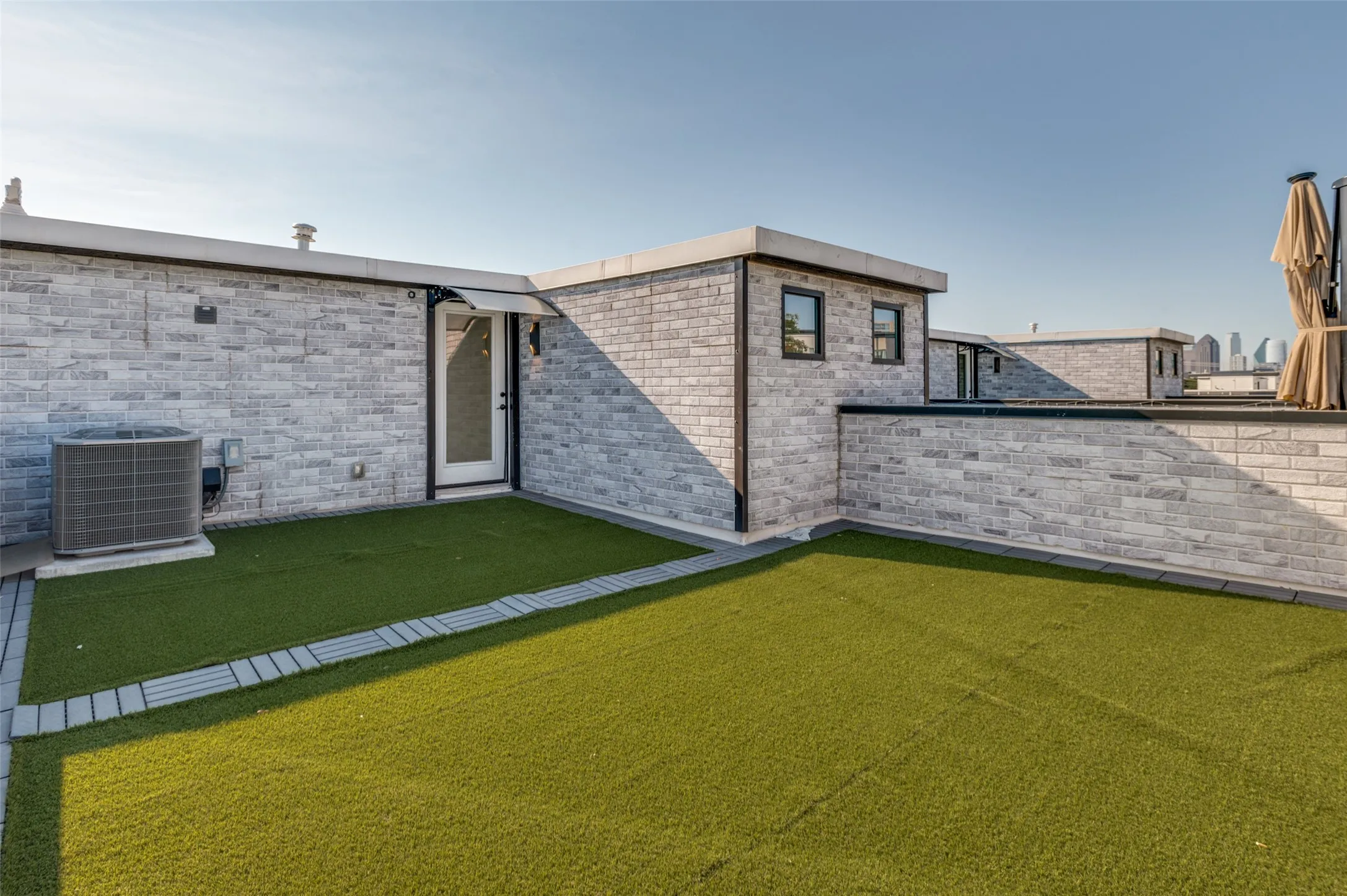Condominium For Rent in Dallas County , 2613 Calvin Street 9, Dallas, Texas 75204, 2 Bedroom, 3 Bathroom, 2 Garage spaces, 2,000 Sqft, built in 2025, mls#21382437, Real Estate Agent in Dallas, Homes For Rent in Dallas county, Homes For Rent in Dallas, Realtor in Dallas Texas, Real Estate Brokerage Independent Realty Texas, Luminita Cordes Realtor