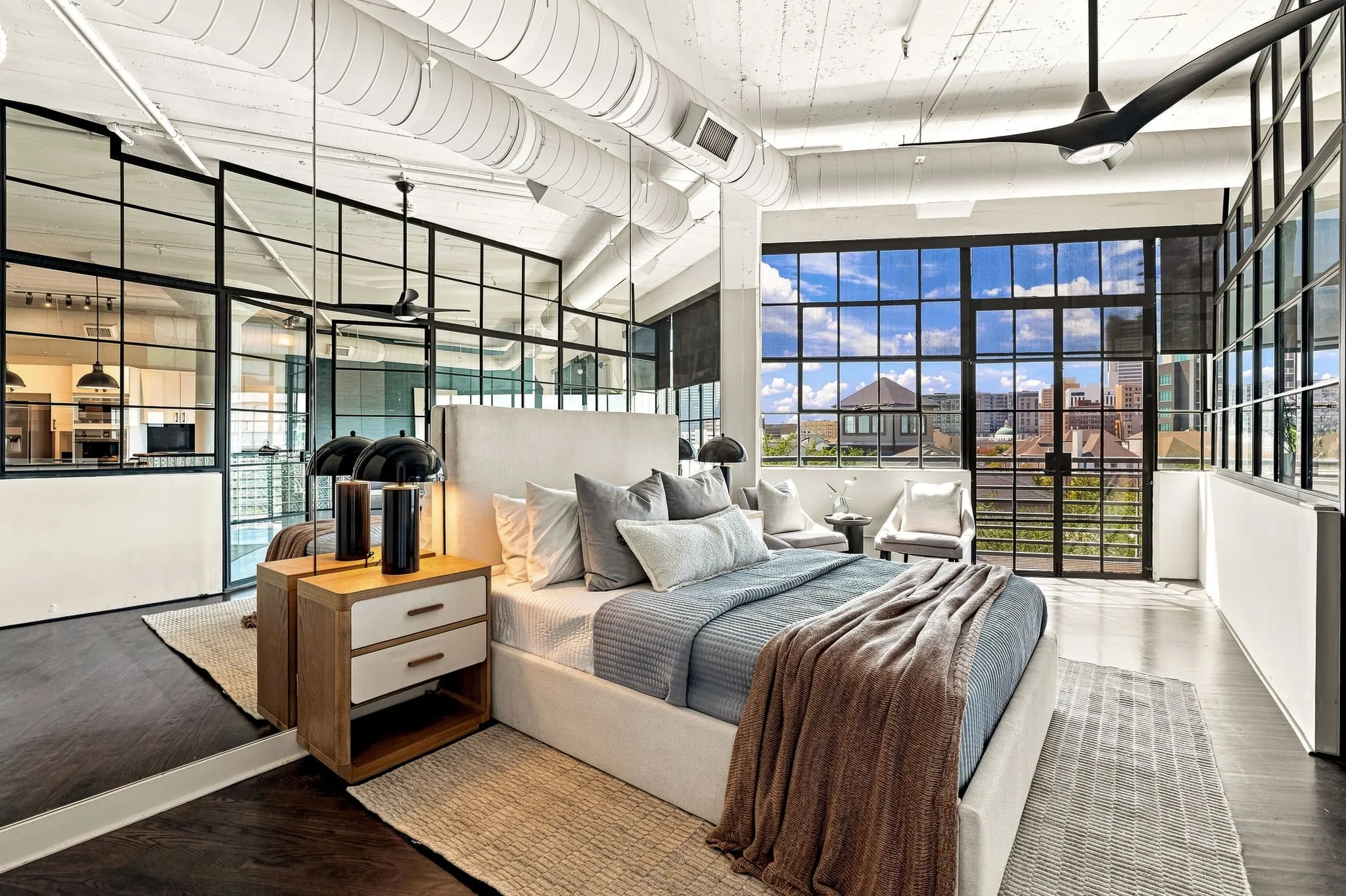 Condominium For Sale in Dallas County , 2220 Canton Street 409, Dallas, Texas 75201, 1 Bedroom, 2 Bathroom, Garage spaces, 1,657 Sqft, built in 1925, mls#21361948, Real Estate Agent in Dallas, Homes For Sale in Dallas county, Homes For Sale in Dallas, Realtor in Dallas Texas, Real Estate Brokerage Independent Realty Texas, Luminita Cordes Realtor