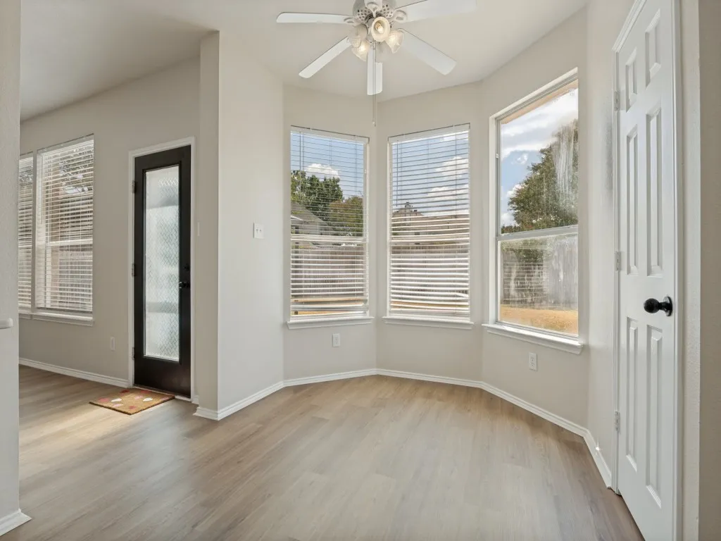 Single Family Residence For Sale in Dallas County , 307 Mary Pat Drive, Grand Prairie, Texas 75052, 4 Bedroom, 3 Bathroom, 2 Garage spaces, 2,300 Sqft, built in 1999, mls#21381216, Real Estate Agent in Grand Prairie, Homes For Sale in Dallas county, Homes For Sale in Grand Prairie, Realtor in Grand Prairie Texas, Real Estate Brokerage Independent Realty Texas, Luminita Cordes Realtor