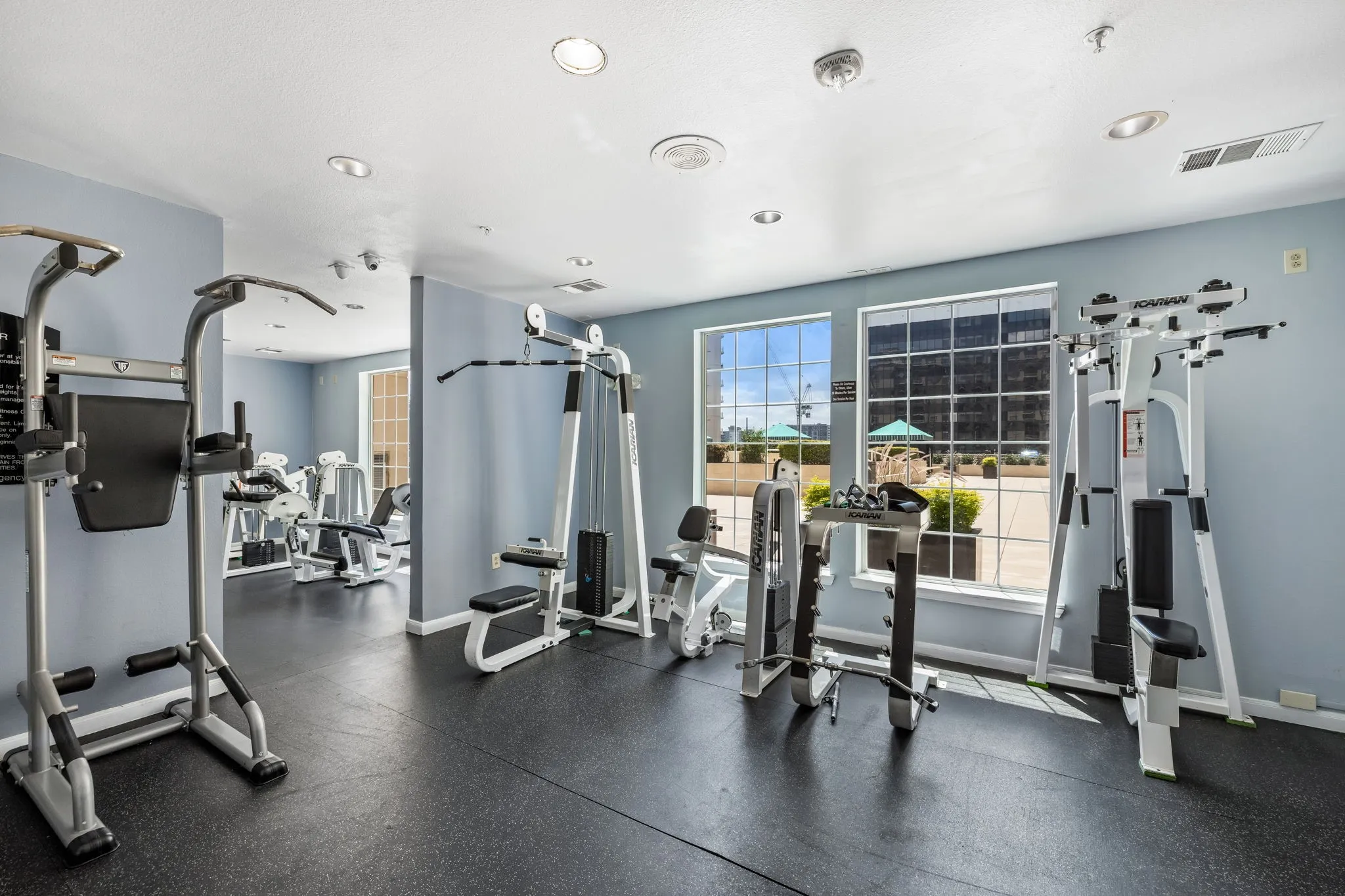 Condominium For Rent in Dallas County , 3225 Turtle Creek Boulevard 810, Dallas, Texas 75219, 1 Bedroom, 1 Bathroom, 1 Garage spaces, 816 Sqft, built in 1998, mls#21378538, Real Estate Agent in Dallas, Homes For Rent in Dallas county, Homes For Rent in Dallas, Realtor in Dallas Texas, Real Estate Brokerage Independent Realty Texas, Luminita Cordes Realtor
