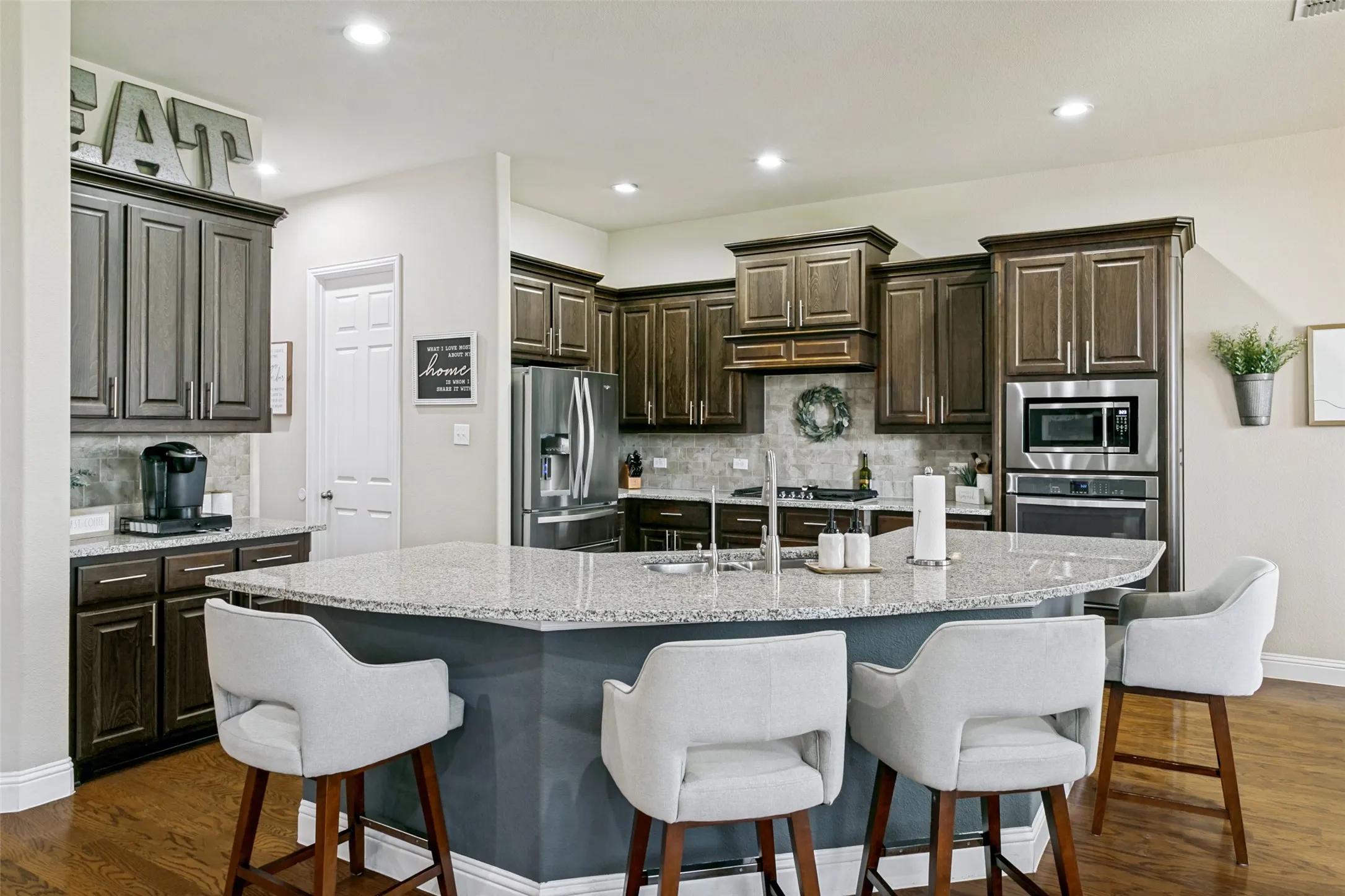 Single Family Residence For Rent in Parker County , 15109 Roderick Road, Aledo, Texas 76008, 4 Bedroom, 3 Bathroom, 2 Garage spaces, 3,460 Sqft, built in 2017, mls#21382451, Real Estate Agent in Aledo, Homes For Rent in Parker county, Homes For Rent in Aledo, Realtor in Aledo Texas, Real Estate Brokerage Independent Realty Texas, Luminita Cordes Realtor
