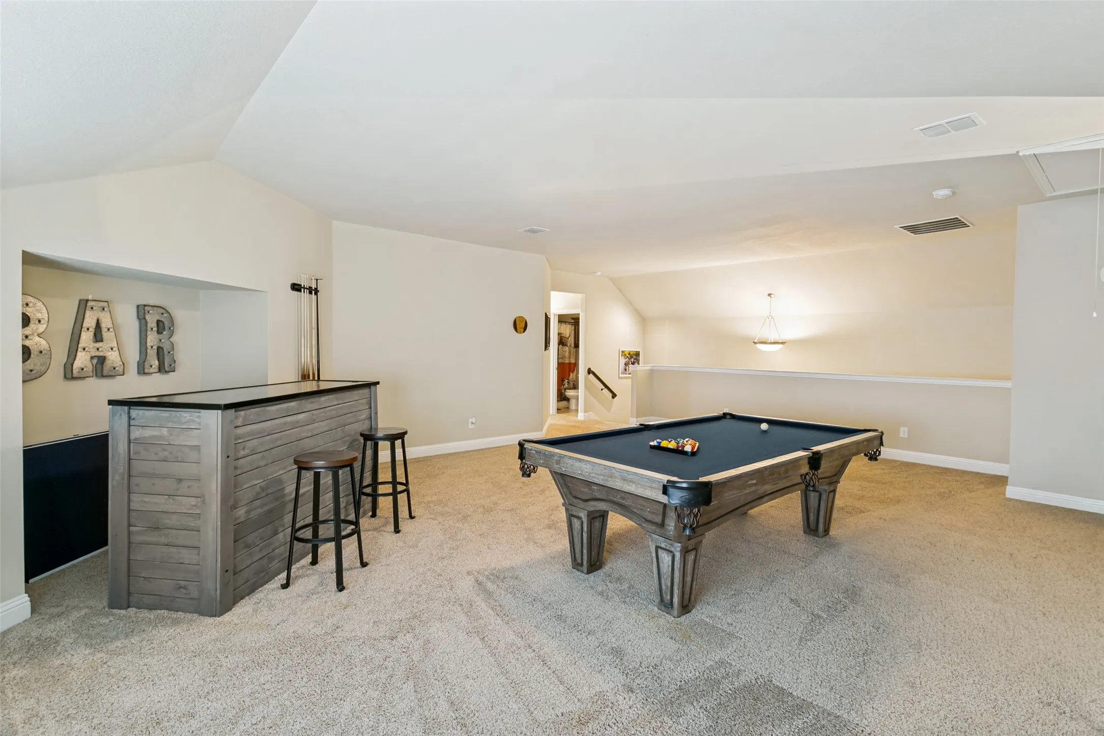 Single Family Residence For Rent in Parker County , 15109 Roderick Road, Aledo, Texas 76008, 4 Bedroom, 3 Bathroom, 2 Garage spaces, 3,460 Sqft, built in 2017, mls#21382451, Real Estate Agent in Aledo, Homes For Rent in Parker county, Homes For Rent in Aledo, Realtor in Aledo Texas, Real Estate Brokerage Independent Realty Texas, Luminita Cordes Realtor
