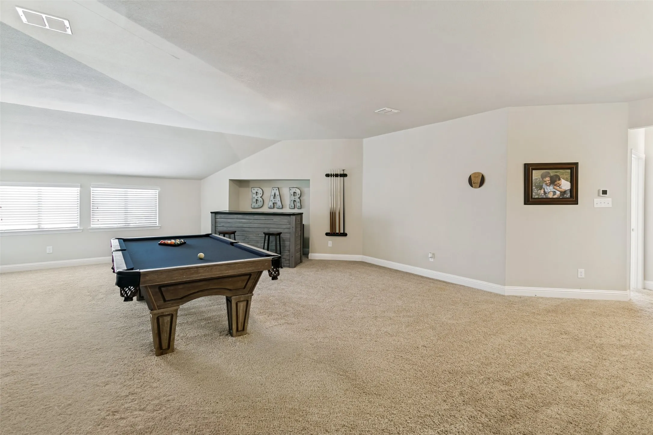 Single Family Residence For Rent in Parker County , 15109 Roderick Road, Aledo, Texas 76008, 4 Bedroom, 3 Bathroom, 2 Garage spaces, 3,460 Sqft, built in 2017, mls#21382451, Real Estate Agent in Aledo, Homes For Rent in Parker county, Homes For Rent in Aledo, Realtor in Aledo Texas, Real Estate Brokerage Independent Realty Texas, Luminita Cordes Realtor
