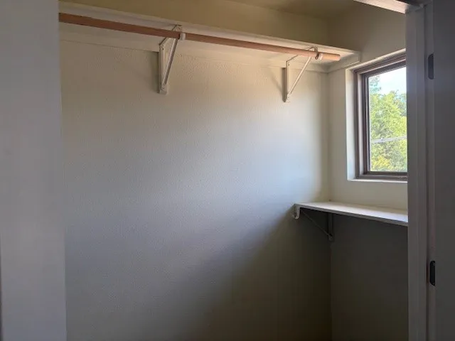 Townhouse For Rent in Lamar County , 640-650 Sycamore Street 650, Paris, Texas 75460, 3 Bedroom, 3 Bathroom, Garage spaces, 2,716 Sqft, built in 0, mls#21382454, Real Estate Agent in Paris, Homes For Rent in Lamar county, Homes For Rent in Paris, Realtor in Paris Texas, Real Estate Brokerage Independent Realty Texas, Luminita Cordes Realtor