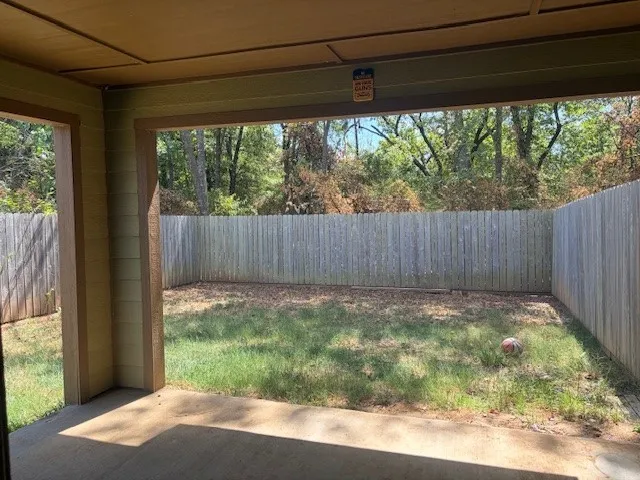 Townhouse For Rent in Lamar County , 640-650 Sycamore Street 650, Paris, Texas 75460, 3 Bedroom, 3 Bathroom, Garage spaces, 2,716 Sqft, built in 0, mls#21382454, Real Estate Agent in Paris, Homes For Rent in Lamar county, Homes For Rent in Paris, Realtor in Paris Texas, Real Estate Brokerage Independent Realty Texas, Luminita Cordes Realtor