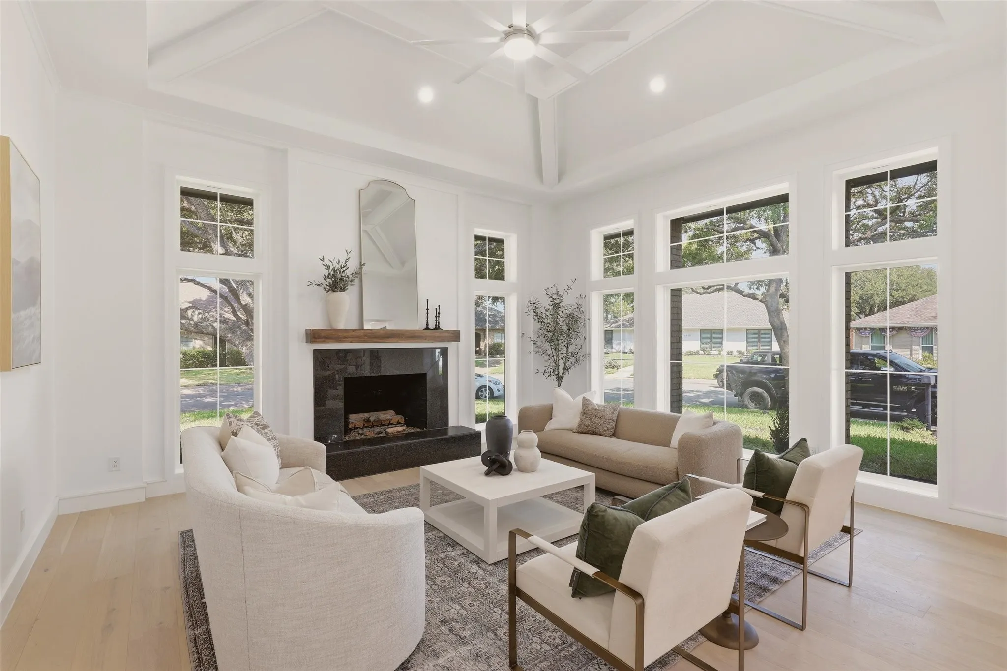 Single Family Residence For Sale in Dallas County , 6504 Brentfield Court, Dallas, Texas 75248, 4 Bedroom, 3 Bathroom, 2 Garage spaces, 3,427 Sqft, built in 1986, mls#21372534, Real Estate Agent in Dallas, Homes For Sale in Dallas county, Homes For Sale in Dallas, Realtor in Dallas Texas, Real Estate Brokerage Independent Realty Texas, Luminita Cordes Realtor