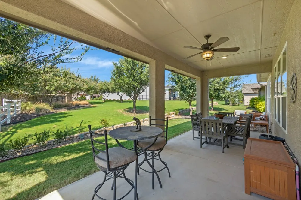 Single Family Residence For Sale in Denton County , 9812 Stonefield Way, Denton, Texas 76207, 2 Bedroom, 3 Bathroom, 2 Garage spaces, 1,790 Sqft, built in 2021, mls#21381565, Real Estate Agent in Denton, Homes For Sale in Denton county, Homes For Sale in Denton, Realtor in Denton Texas, Real Estate Brokerage Independent Realty Texas, Luminita Cordes Realtor