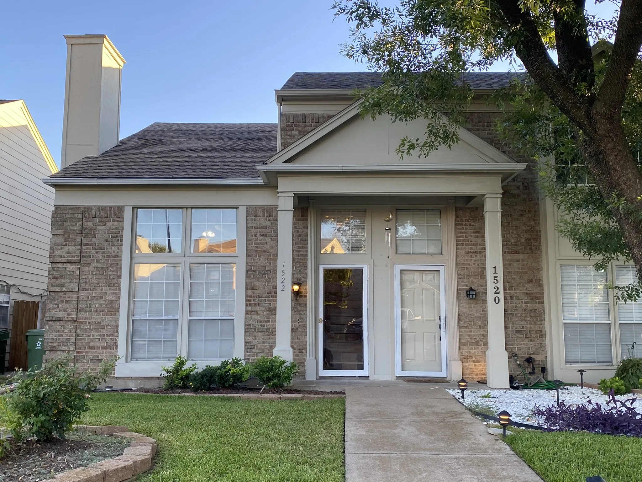 Single Family Residence For Rent in Tarrant County , 1522 Beach Lane, Arlington, Texas 76014, 3 Bedroom, 2 Bathroom, 3 Garage spaces, 1,160 Sqft, built in 1985, mls#21382462, Real Estate Agent in Arlington, Homes For Rent in Tarrant county, Homes For Rent in Arlington, Realtor in Arlington Texas, Real Estate Brokerage Independent Realty Texas, Luminita Cordes Realtor